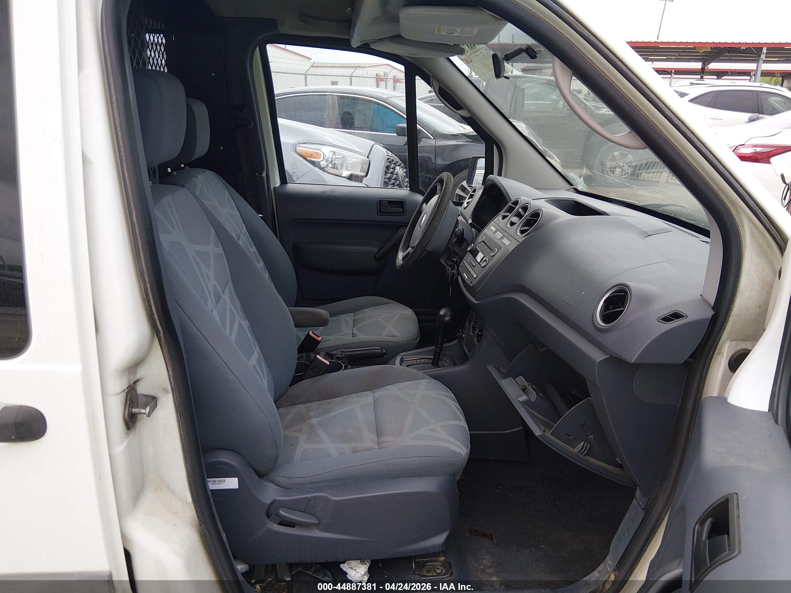 FORD TRANSIT image 5