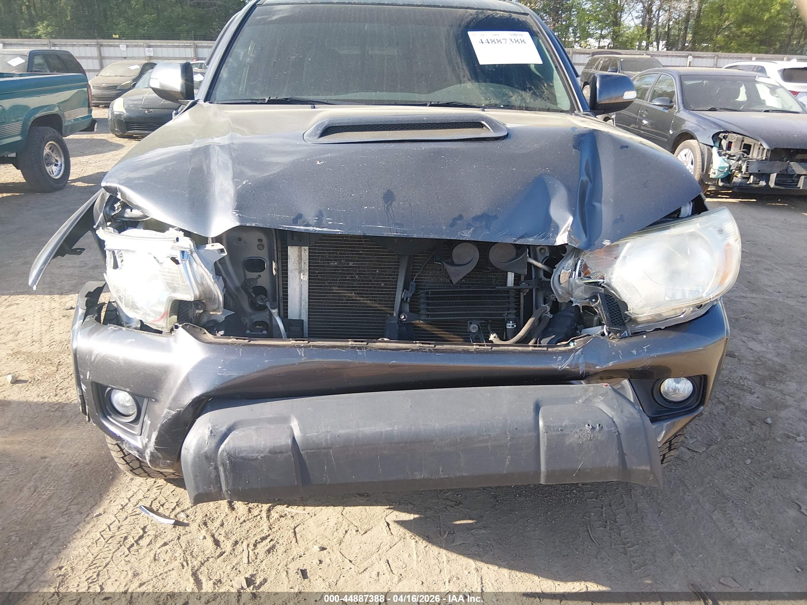 TOYOTA TACOMA image 6