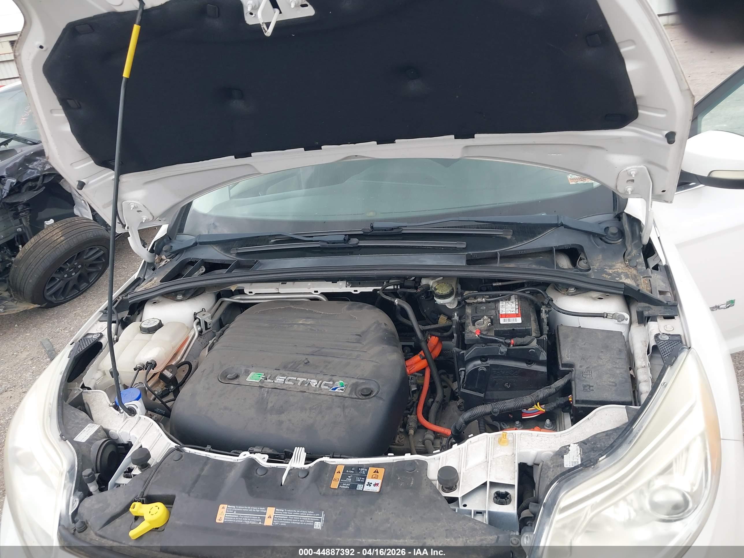 FORD FOCUS image 10