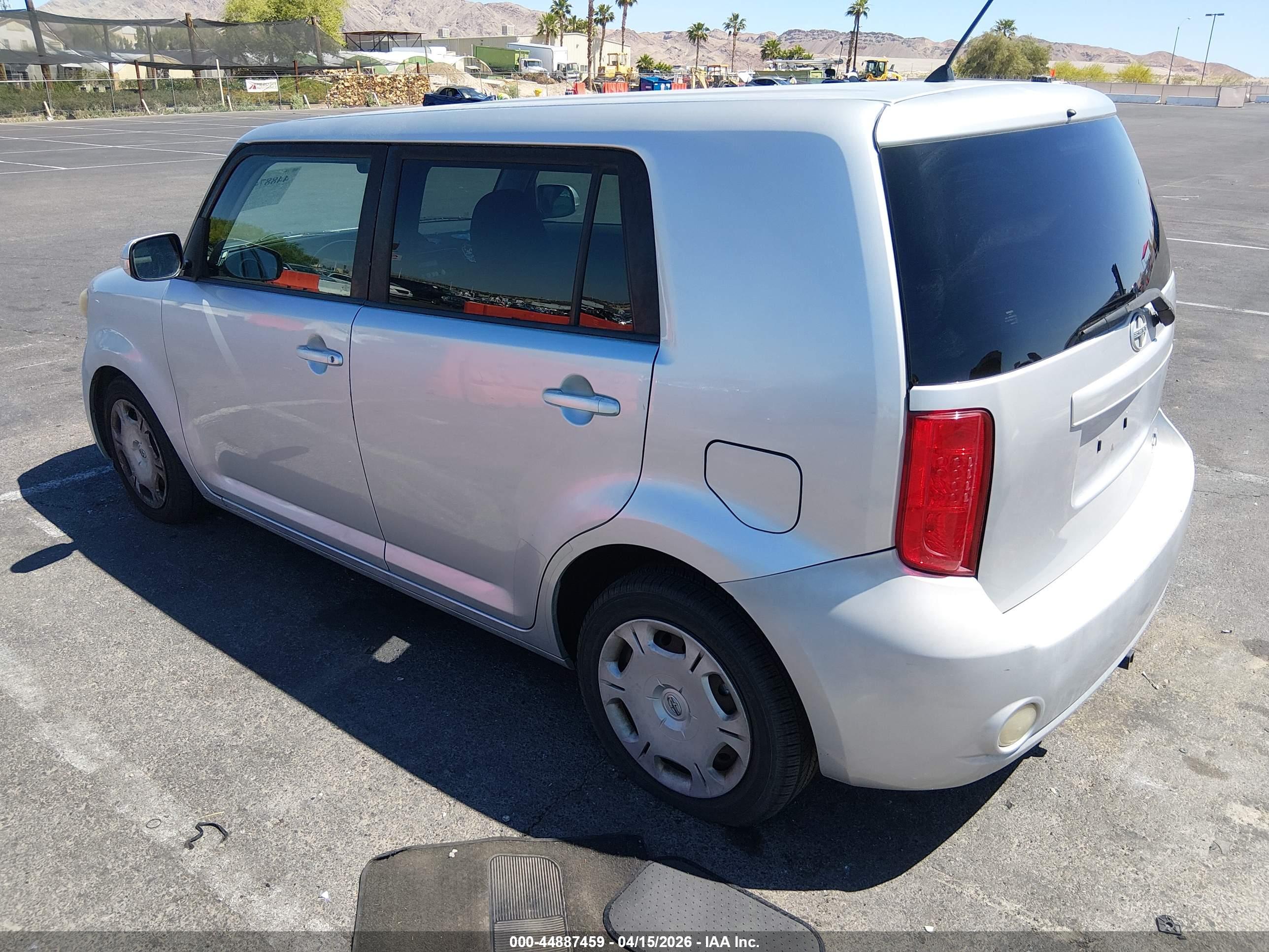 SCION XB image 3