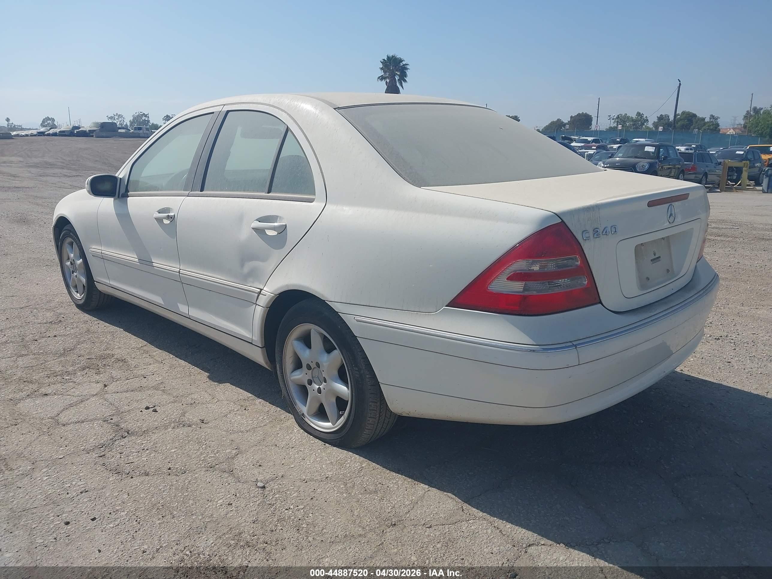 MERCEDES-BENZ C image 3