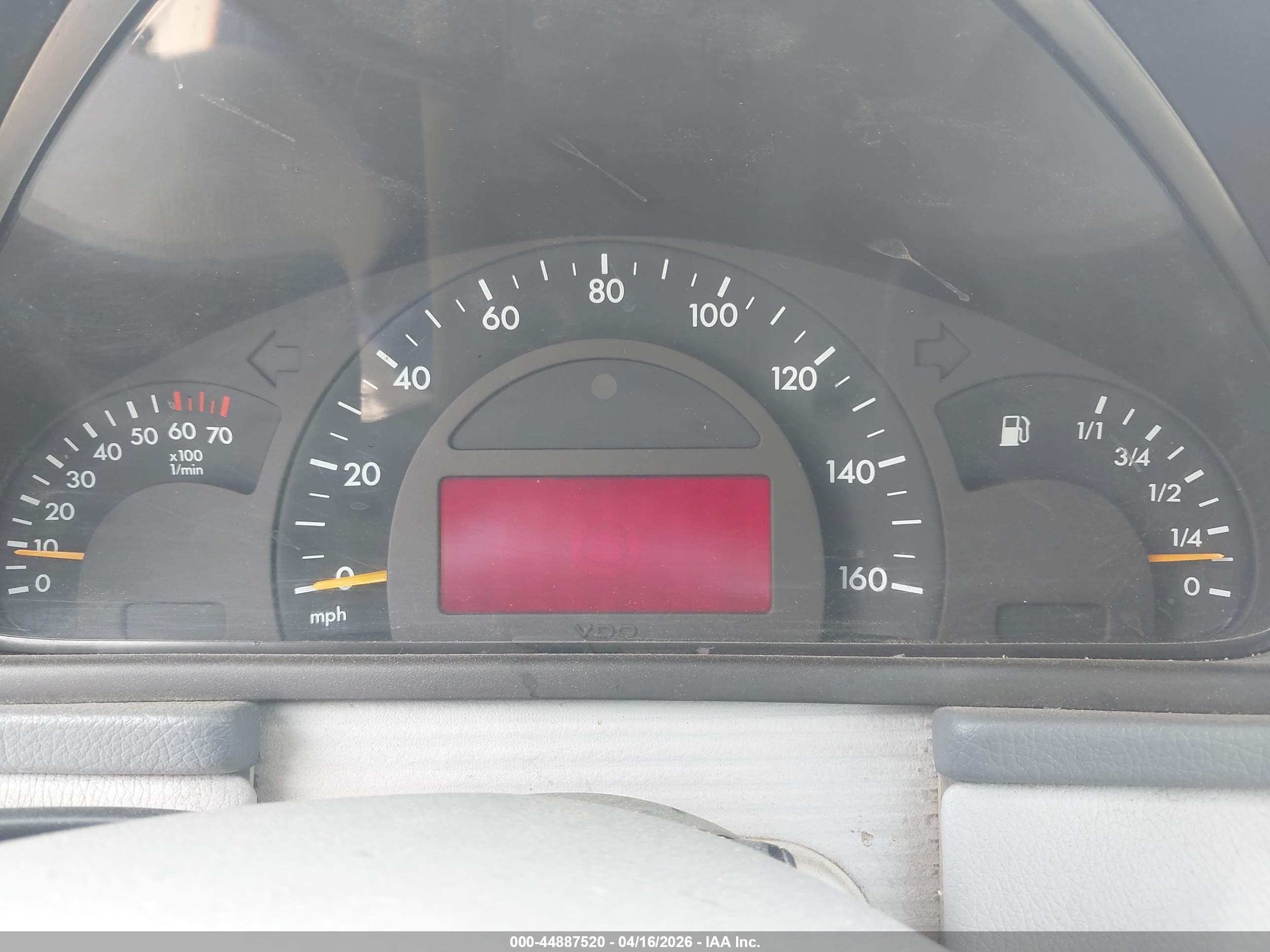 MERCEDES-BENZ C image 7