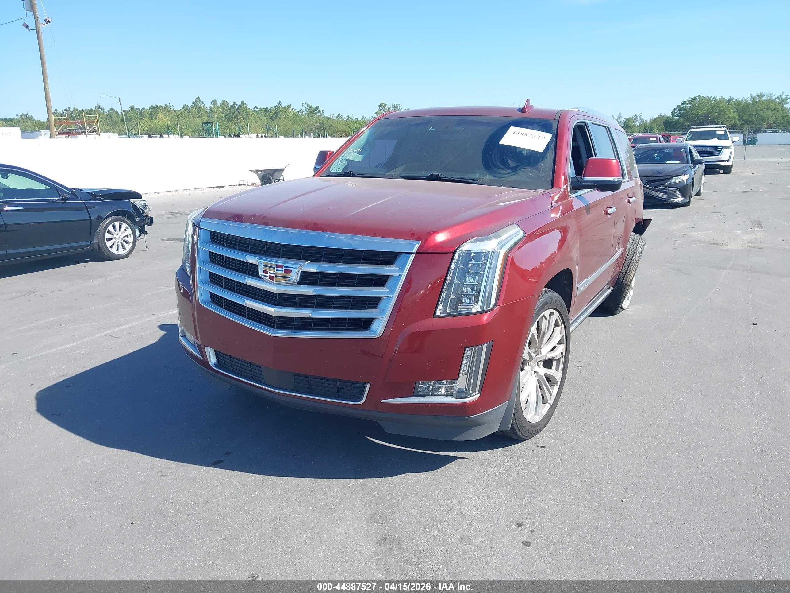 CADILLAC ESCALADE image 2
