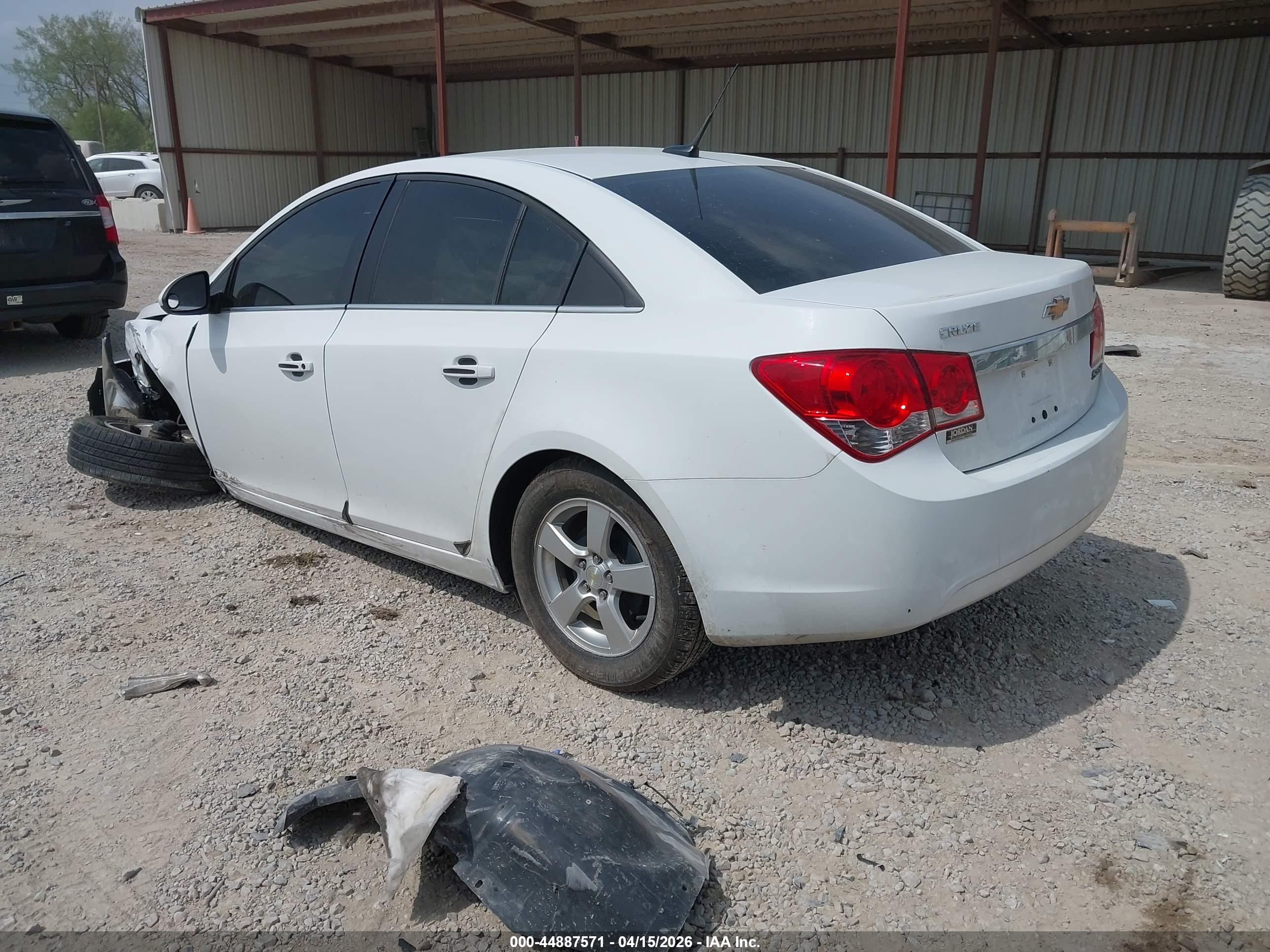 CHEVROLET CRUZE image 3
