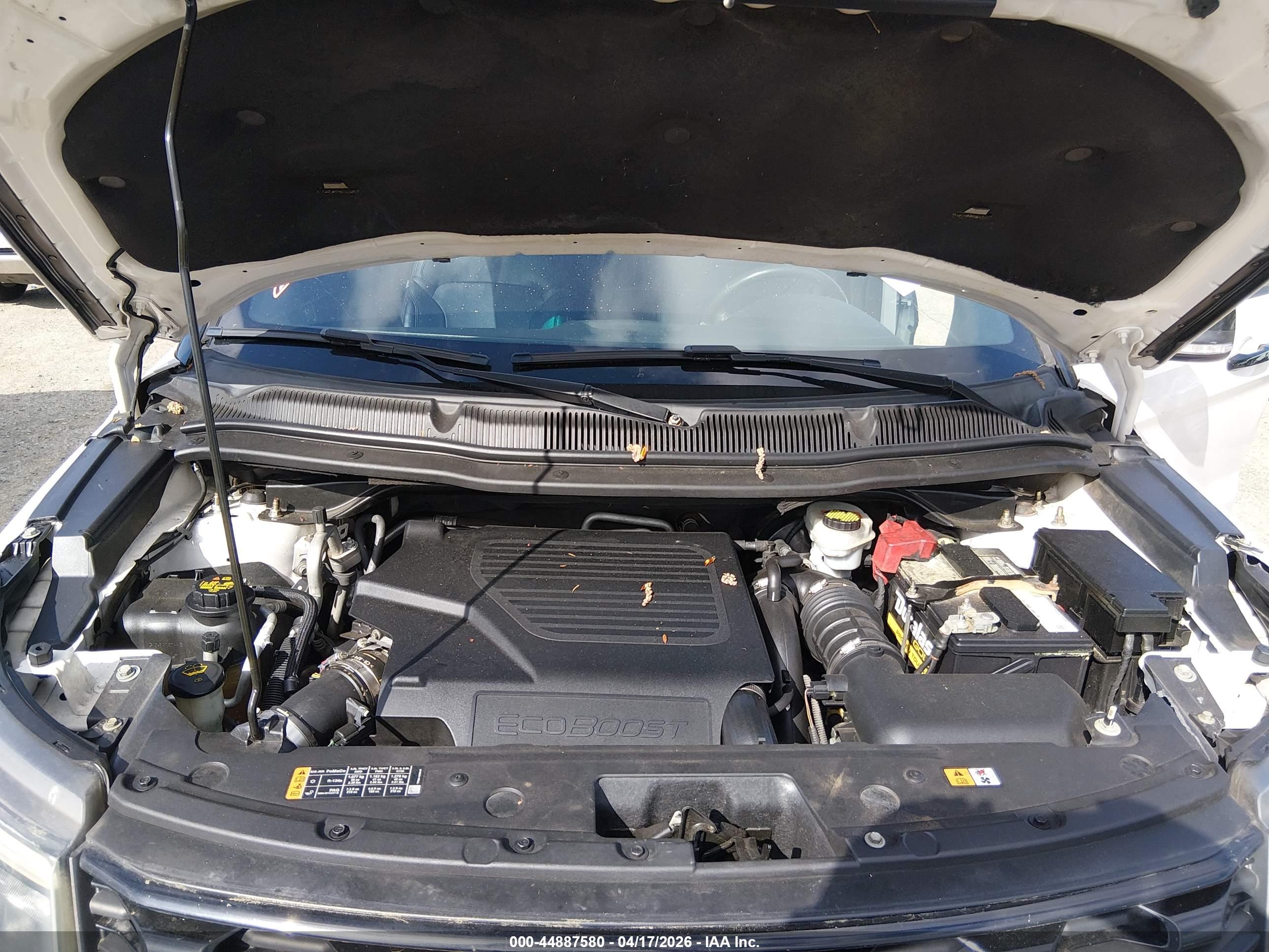 FORD EXPLORER image 10