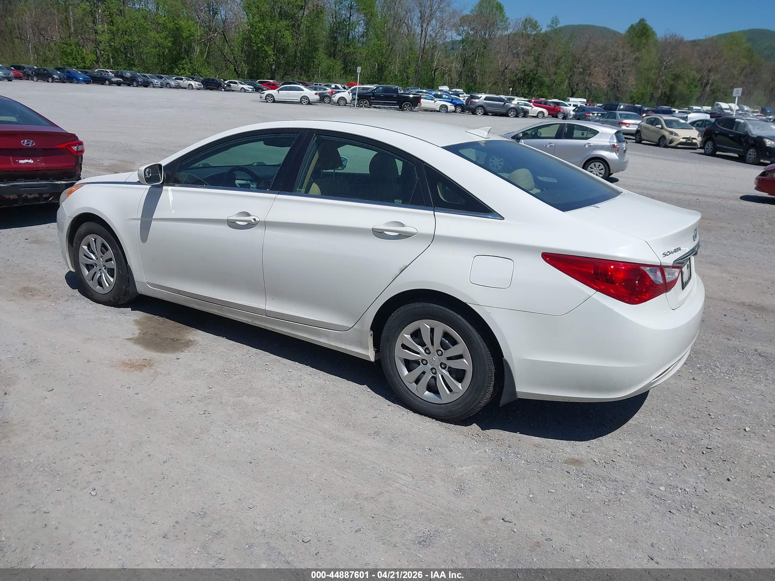 HYUNDAI SONATA image 3