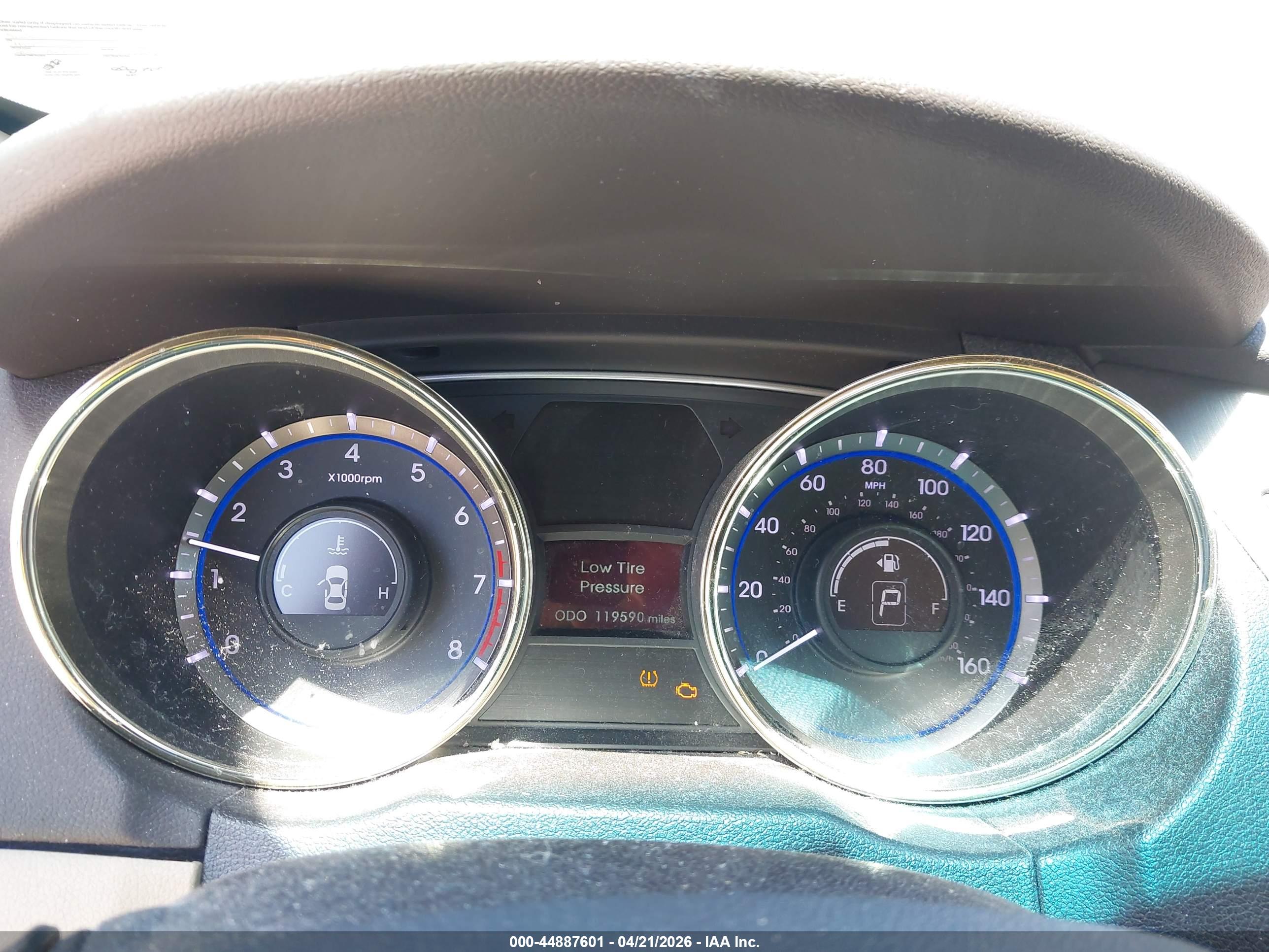 HYUNDAI SONATA image 7