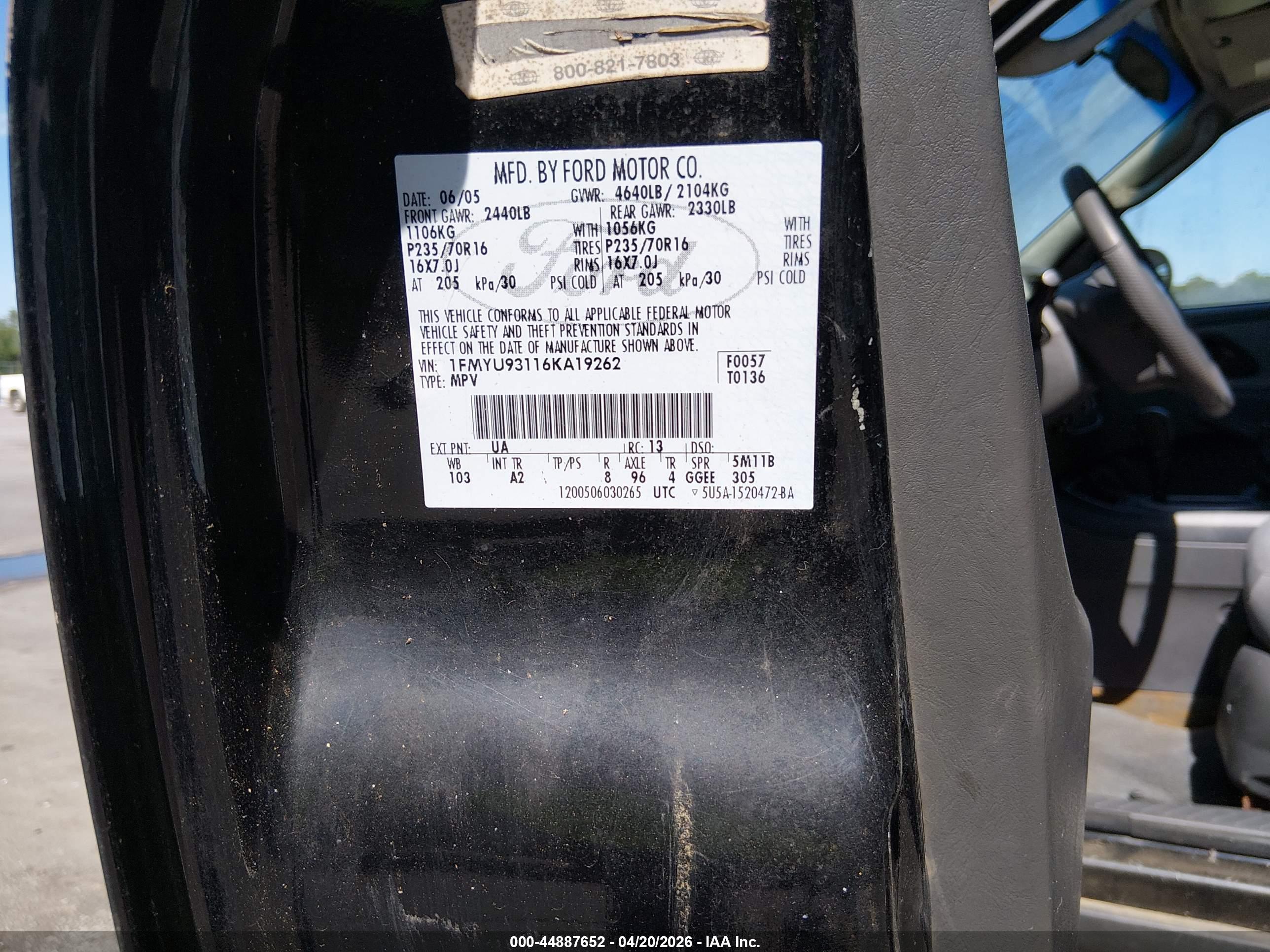 FORD ESCAPE image 9