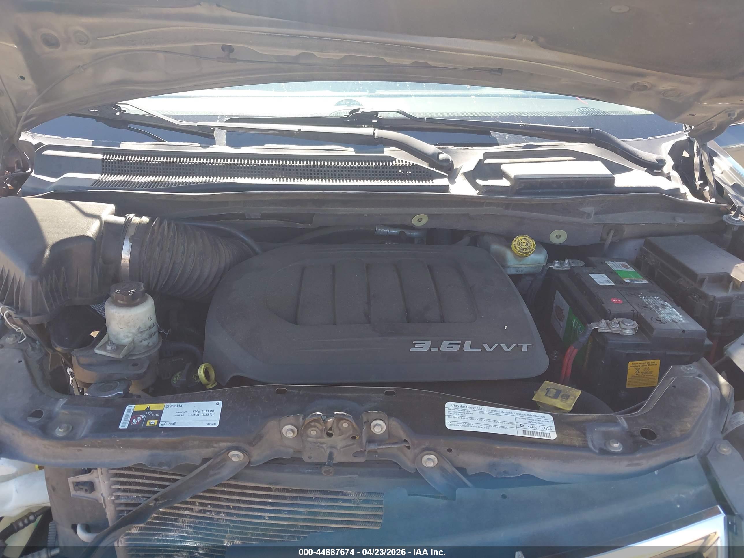 CHRYSLER TOWN image 10