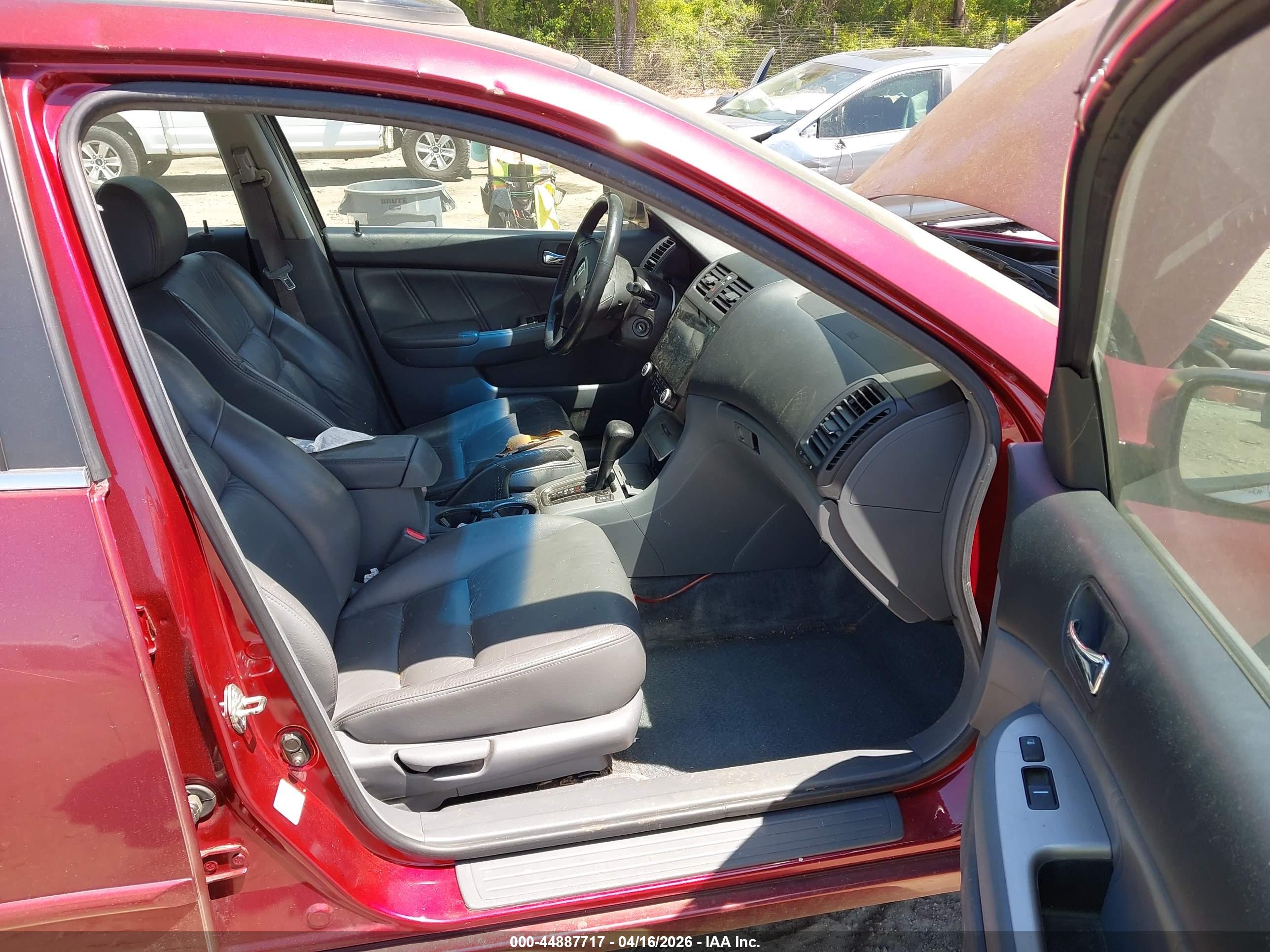 HONDA ACCORD image 5