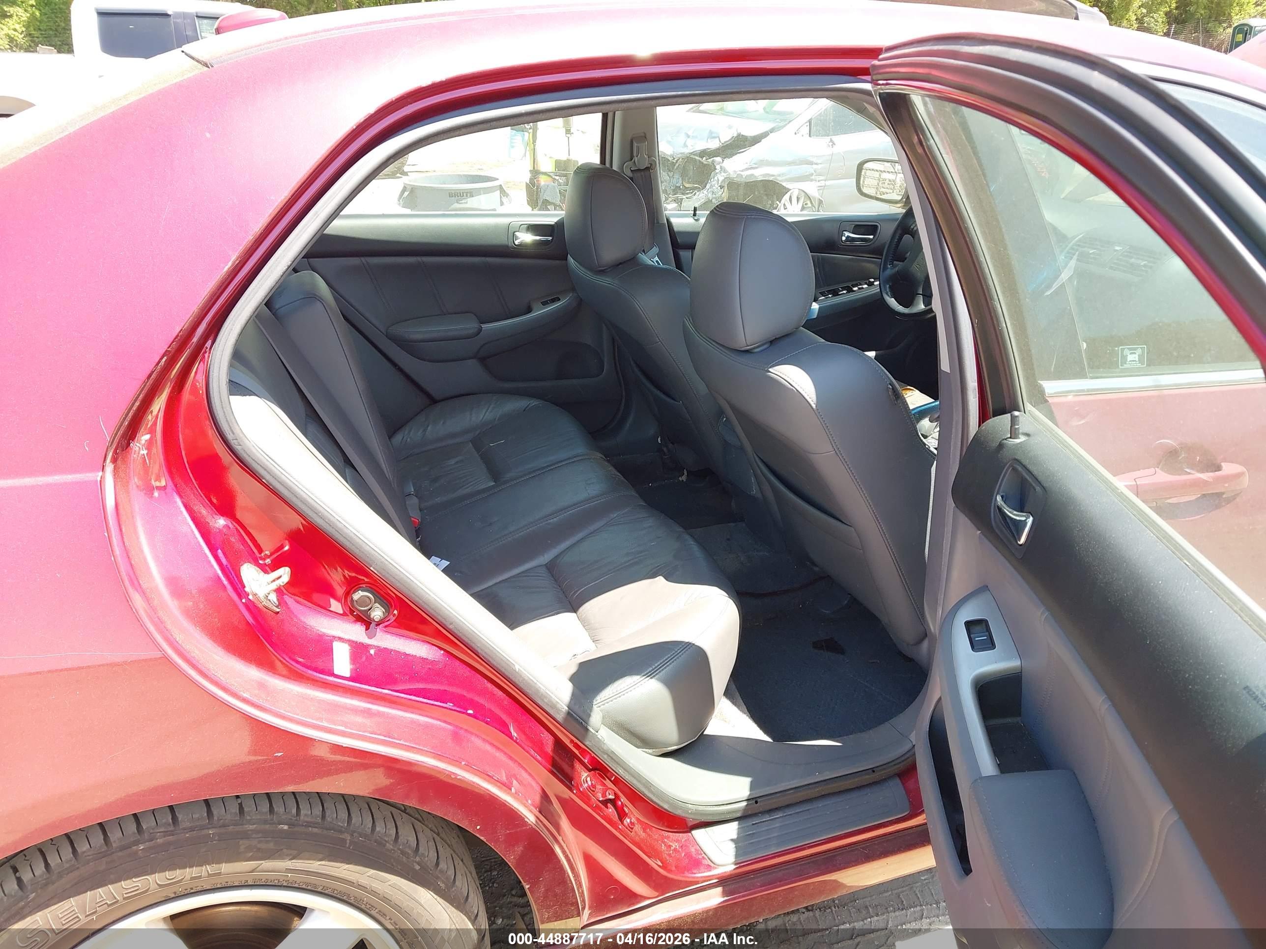 HONDA ACCORD image 8