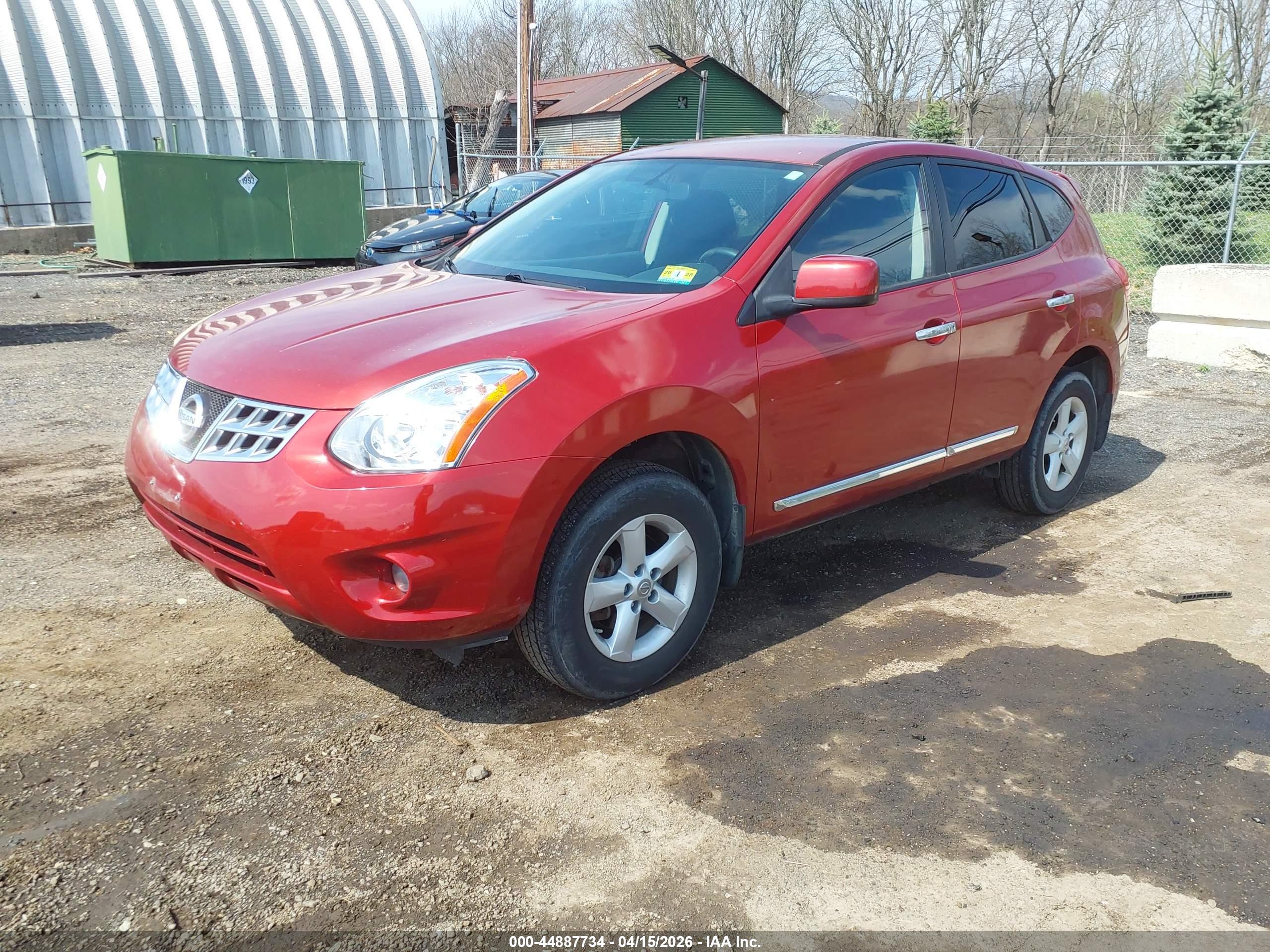 NISSAN ROGUE image 2