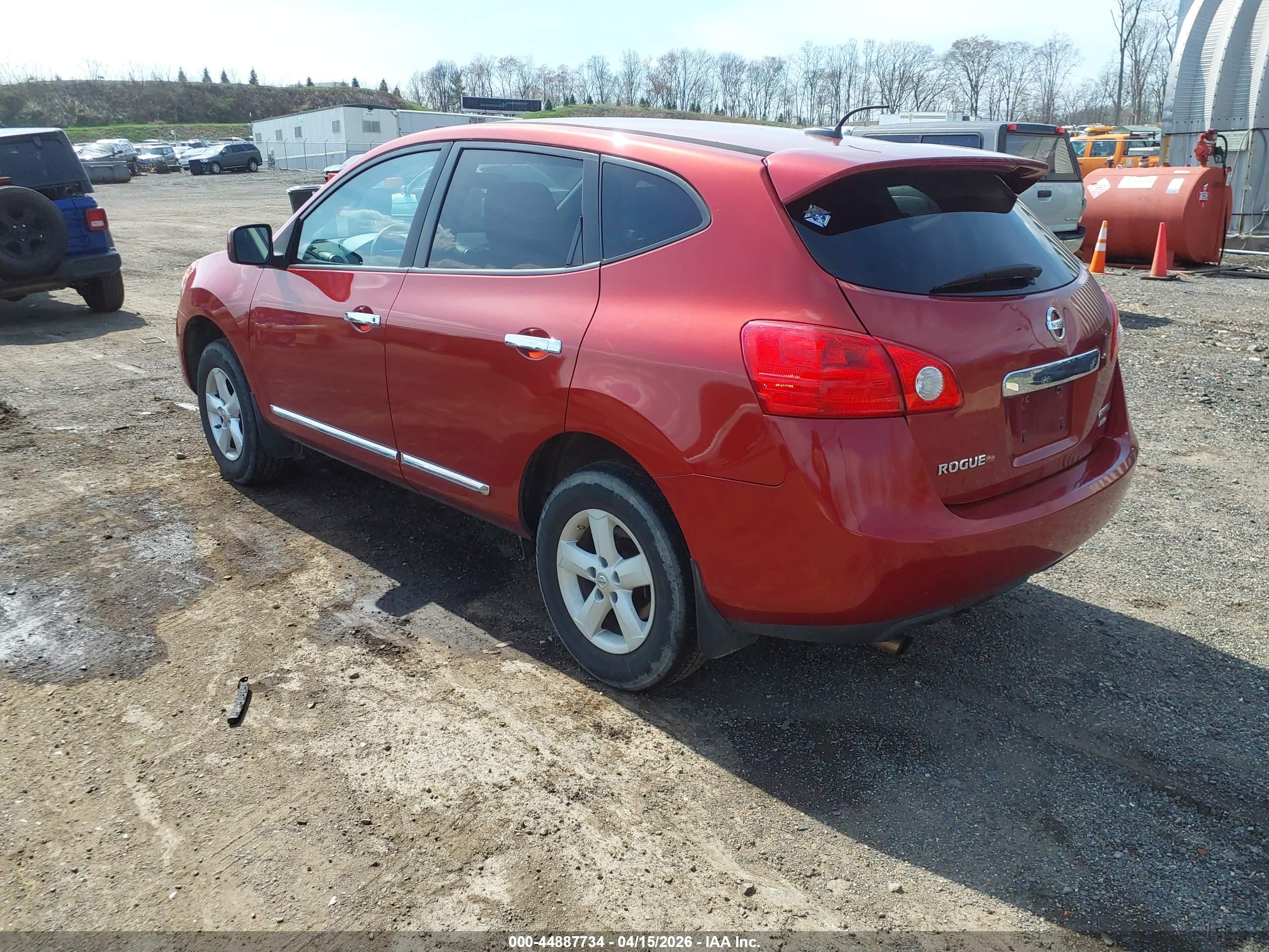 NISSAN ROGUE image 3