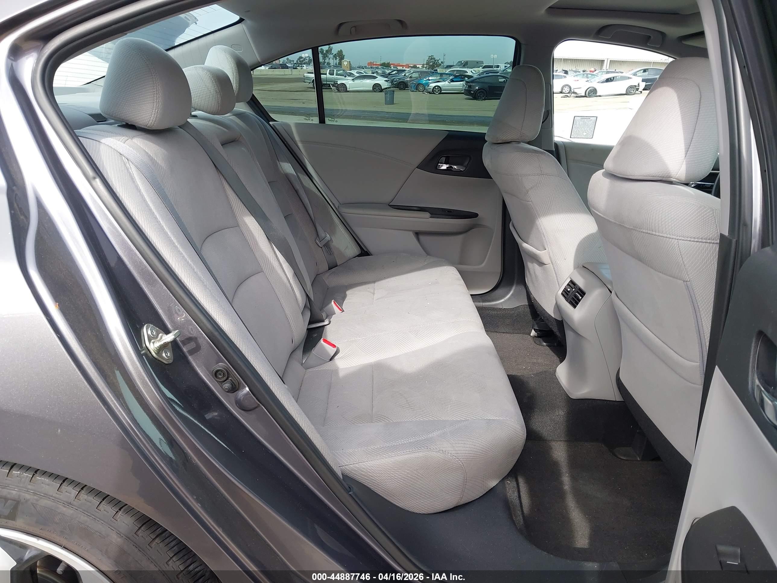 HONDA ACCORD image 8