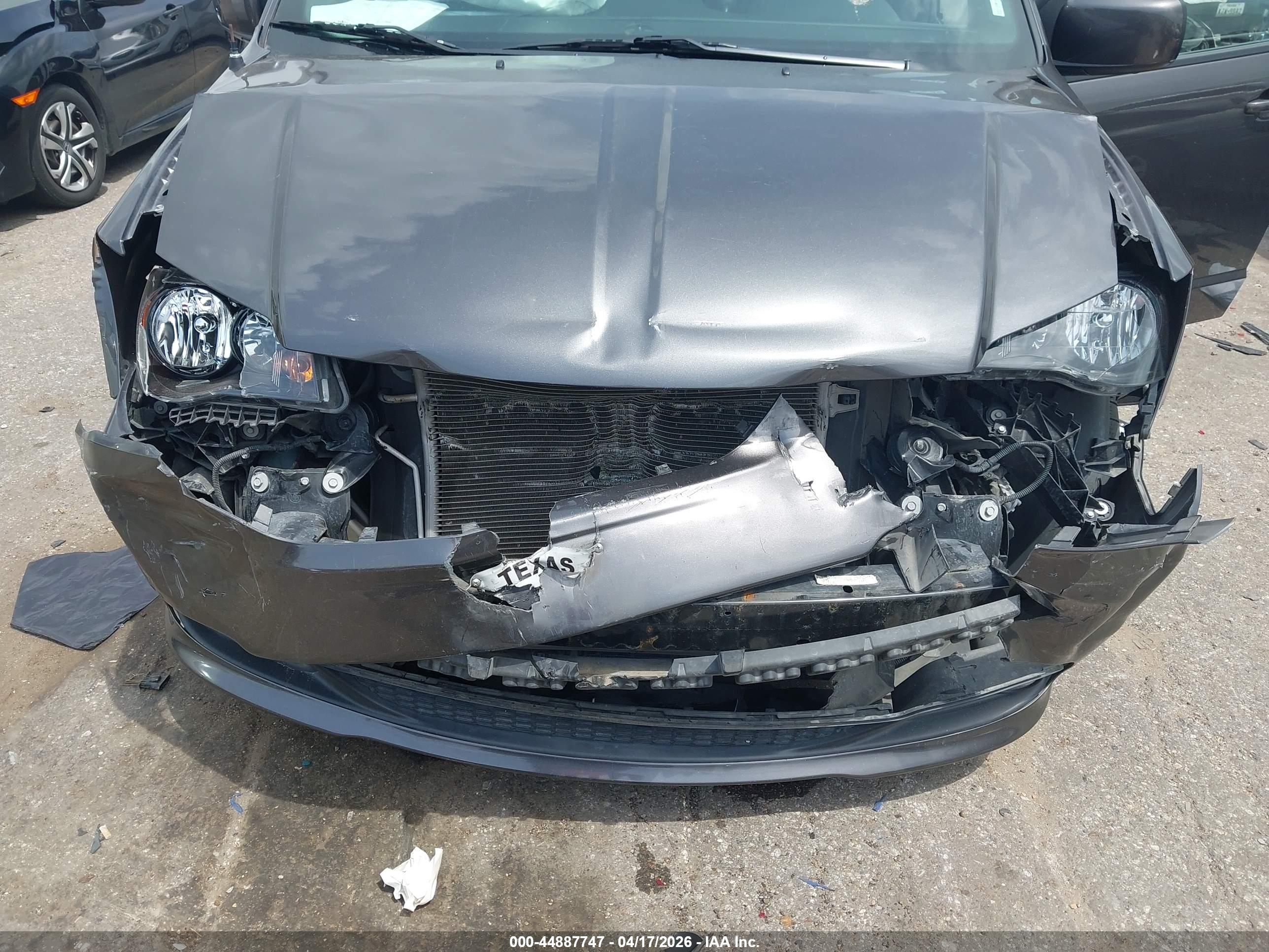 DODGE GRAND image 6