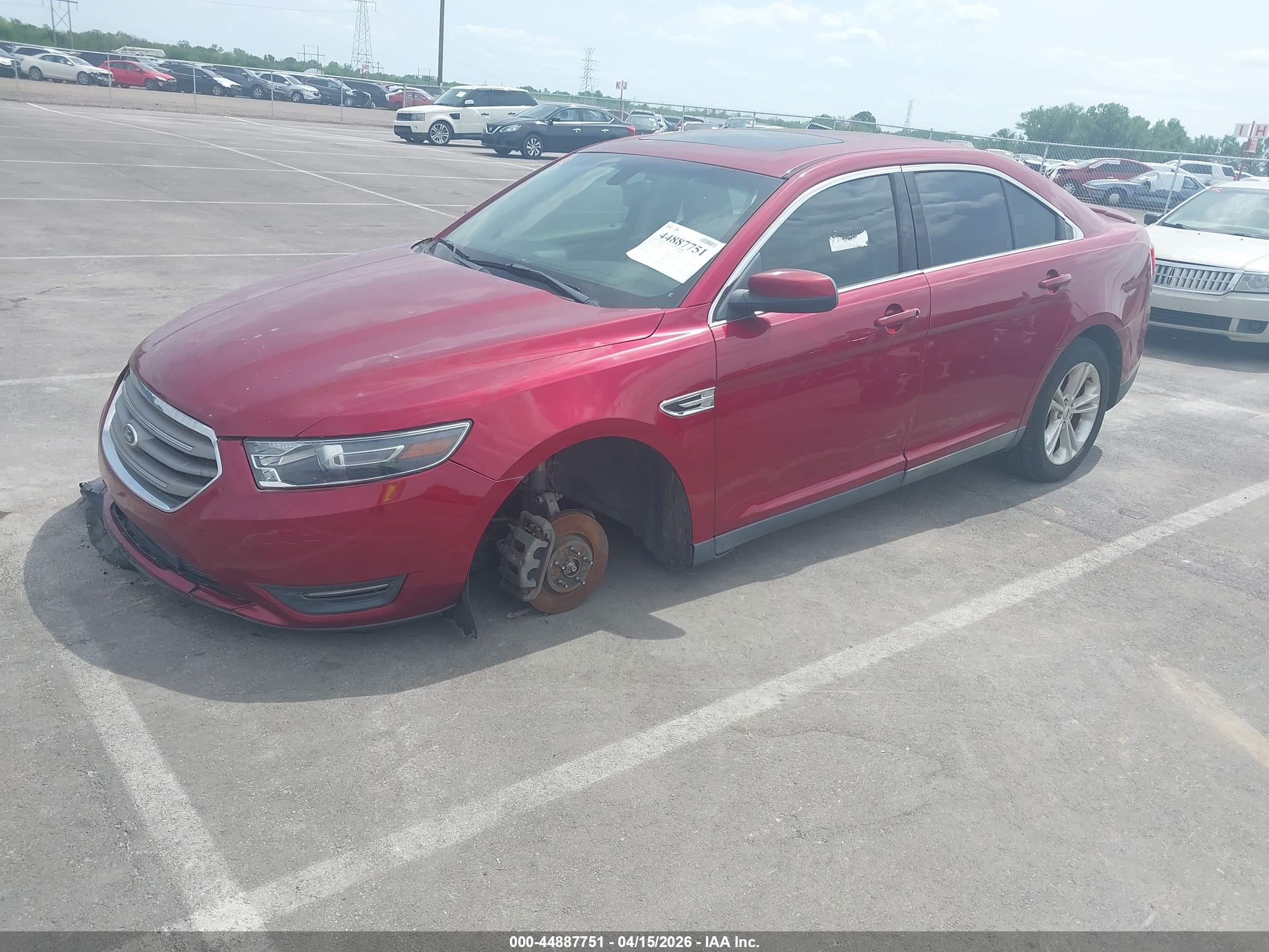 FORD TAURUS image 2