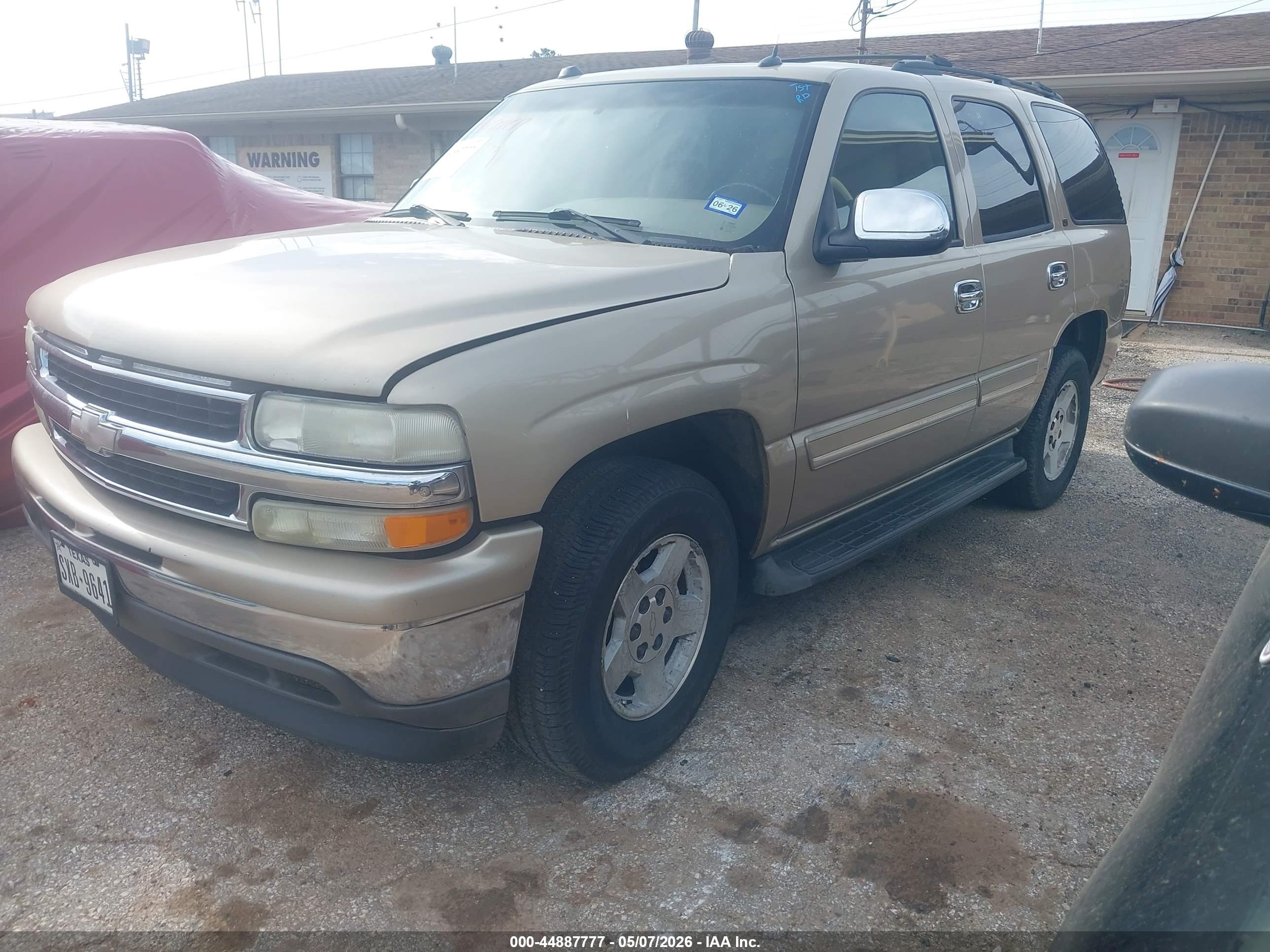CHEVROLET TAHOE image 2