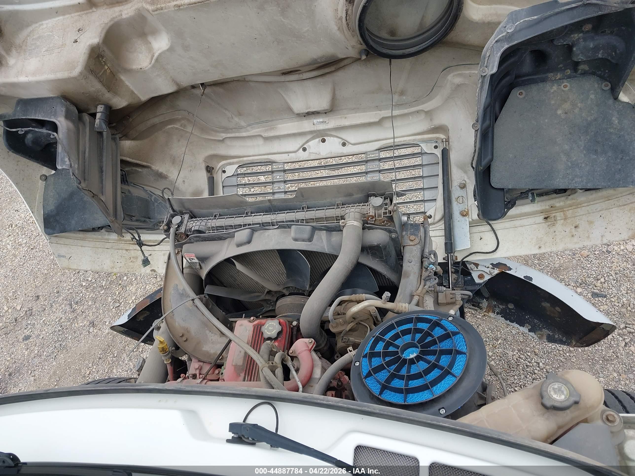 FREIGHTLINER M2 image 10