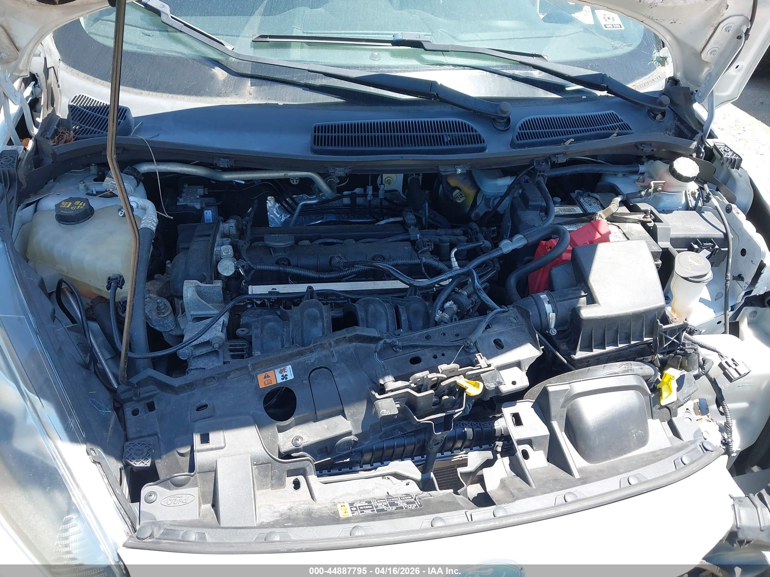 FORD FIESTA image 10