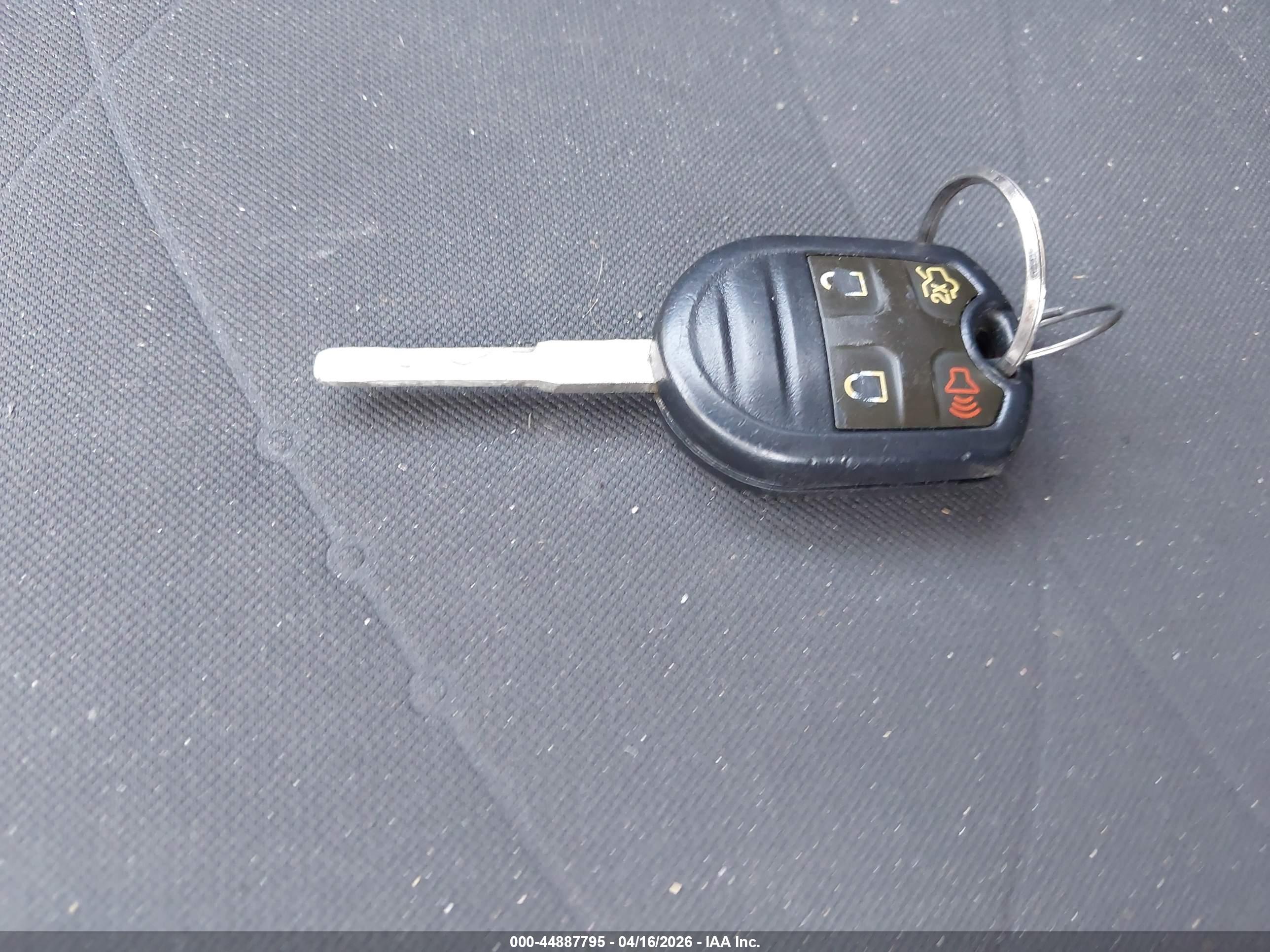 FORD FIESTA image 11