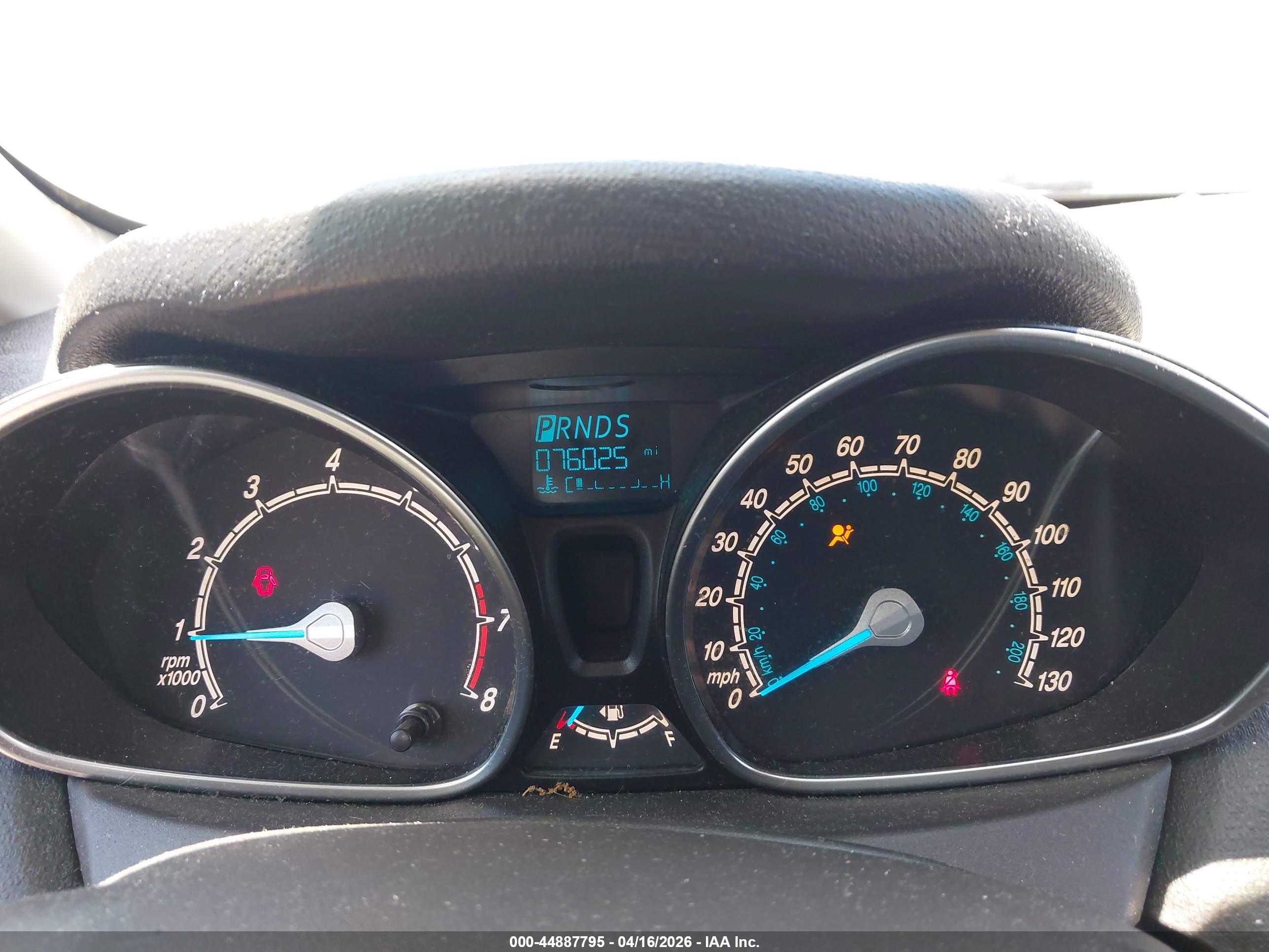 FORD FIESTA image 7