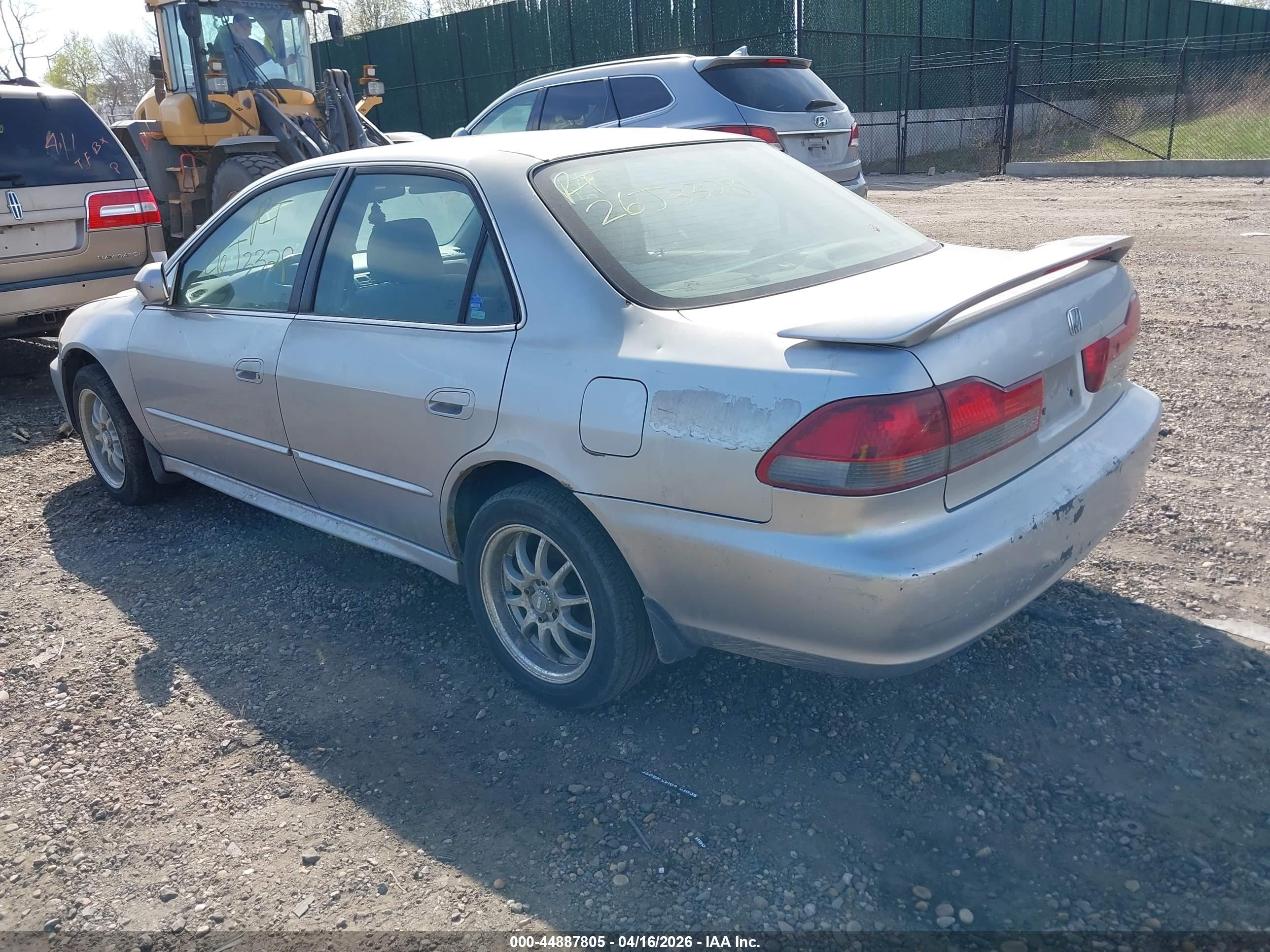 HONDA ACCORD image 3