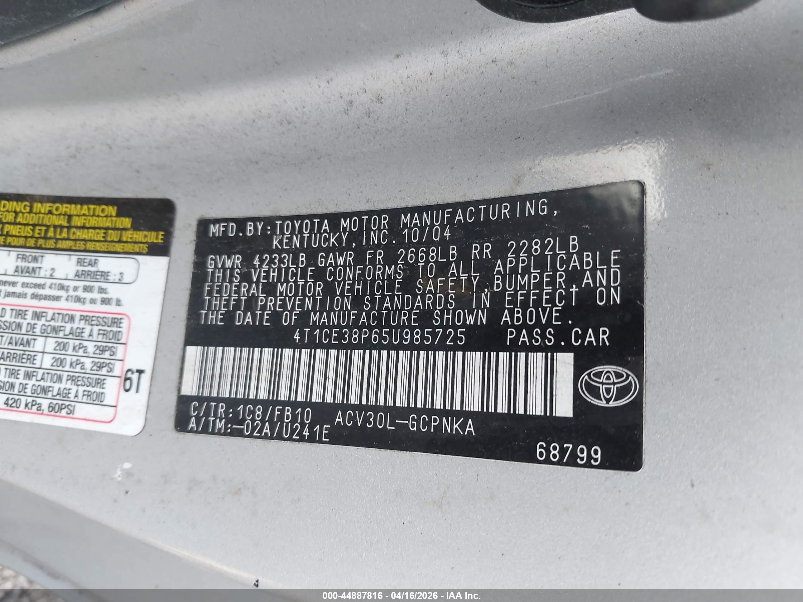 TOYOTA CAMRY image 9