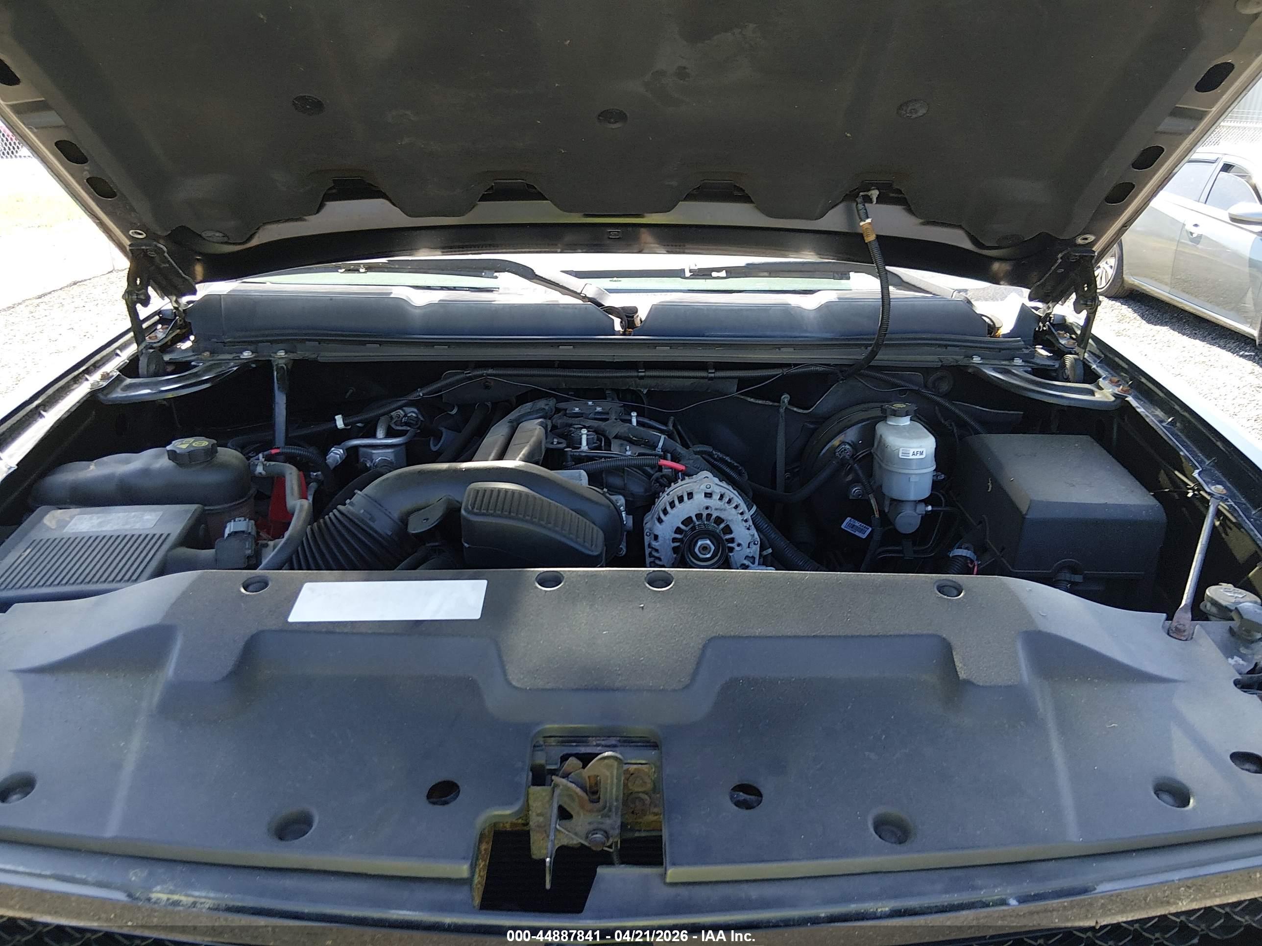CHEVROLET SILVERADO image 10