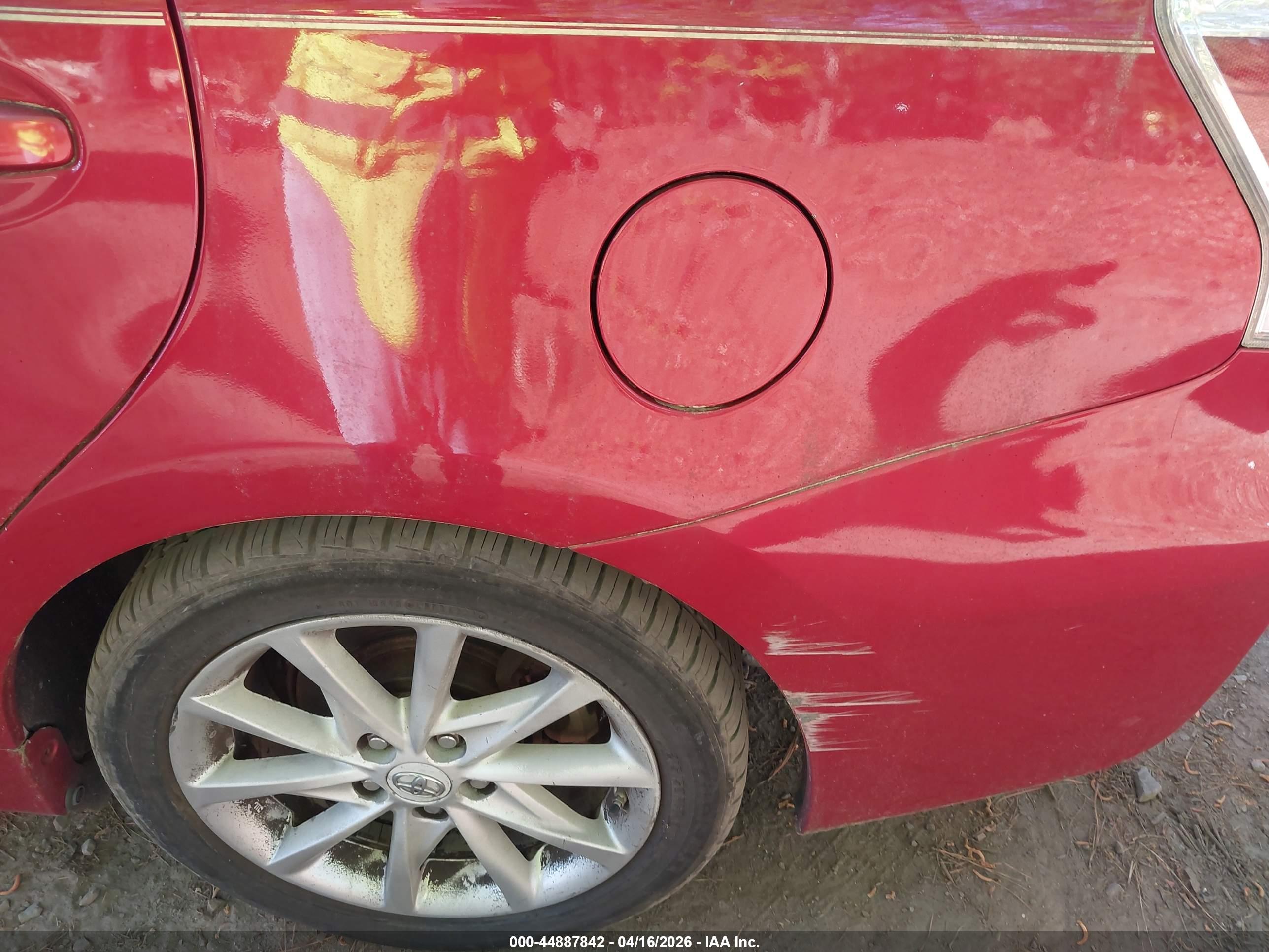TOYOTA PRIUS image 6