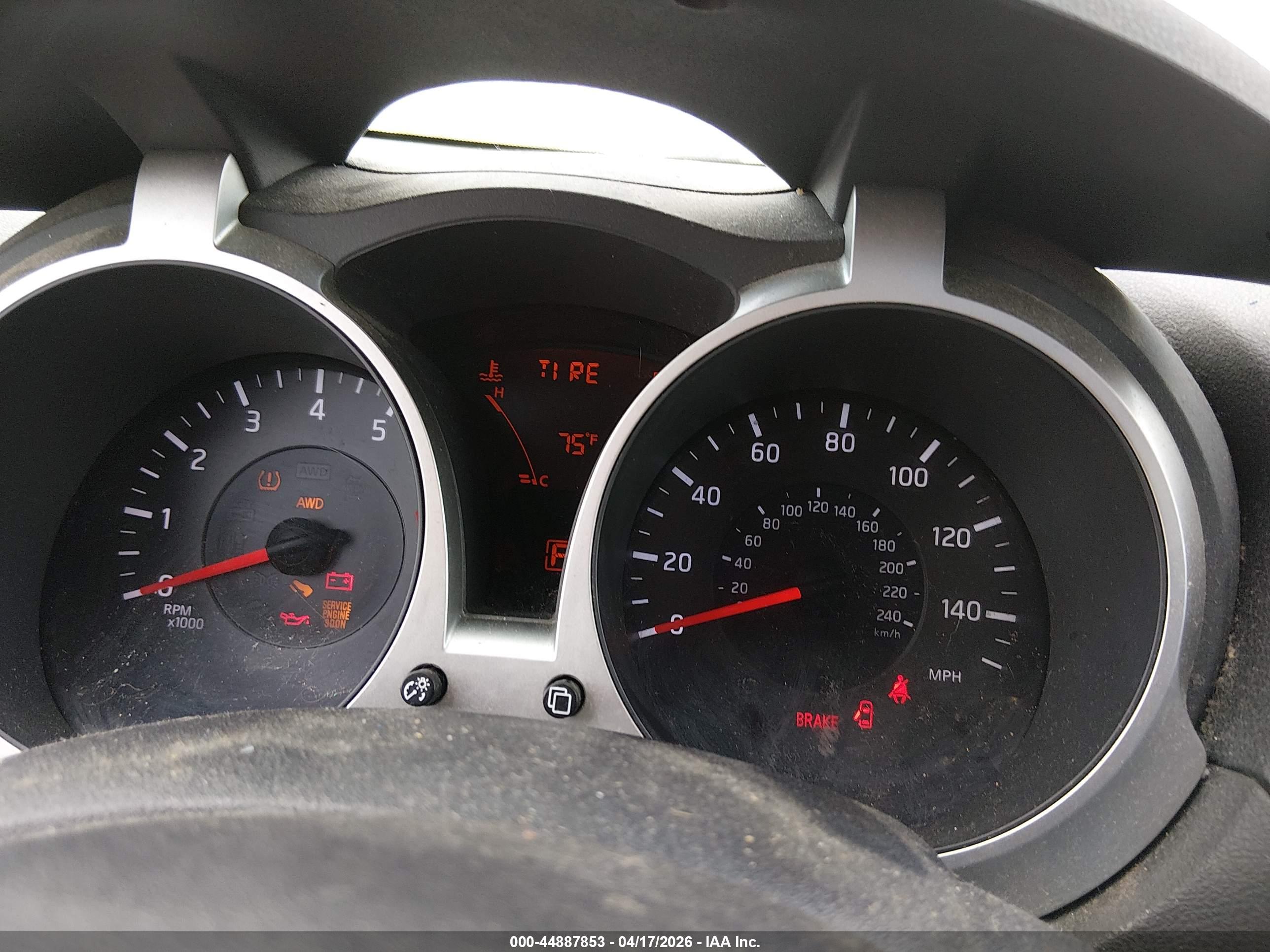 NISSAN JUKE image 7