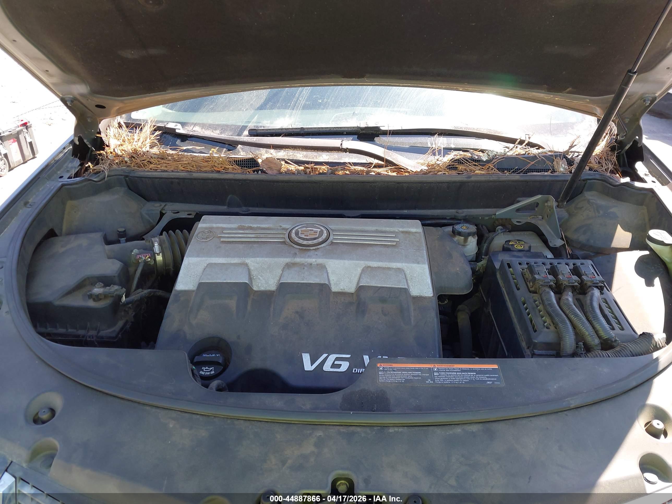 CADILLAC SRX image 10