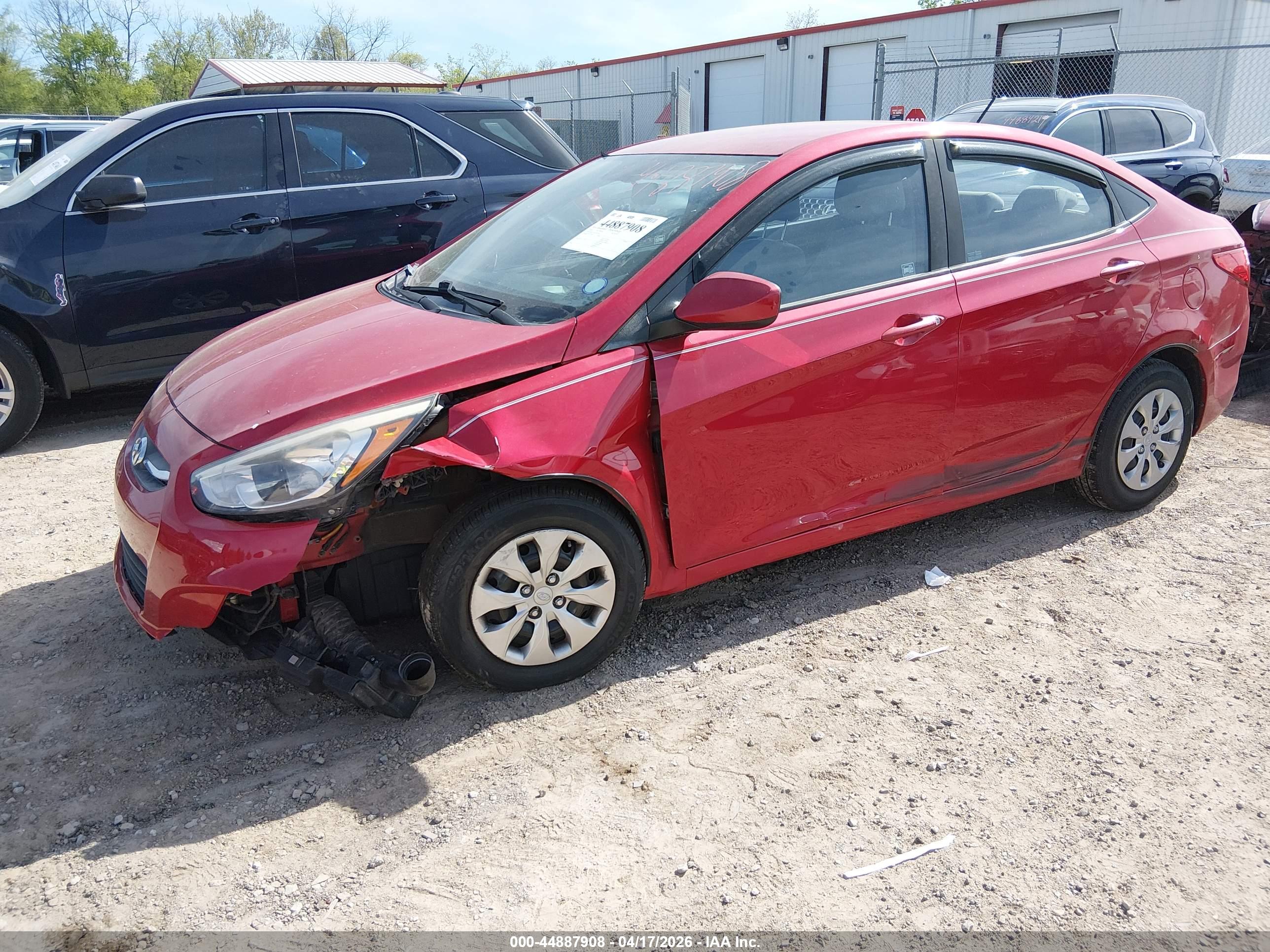 HYUNDAI ACCENT image 2