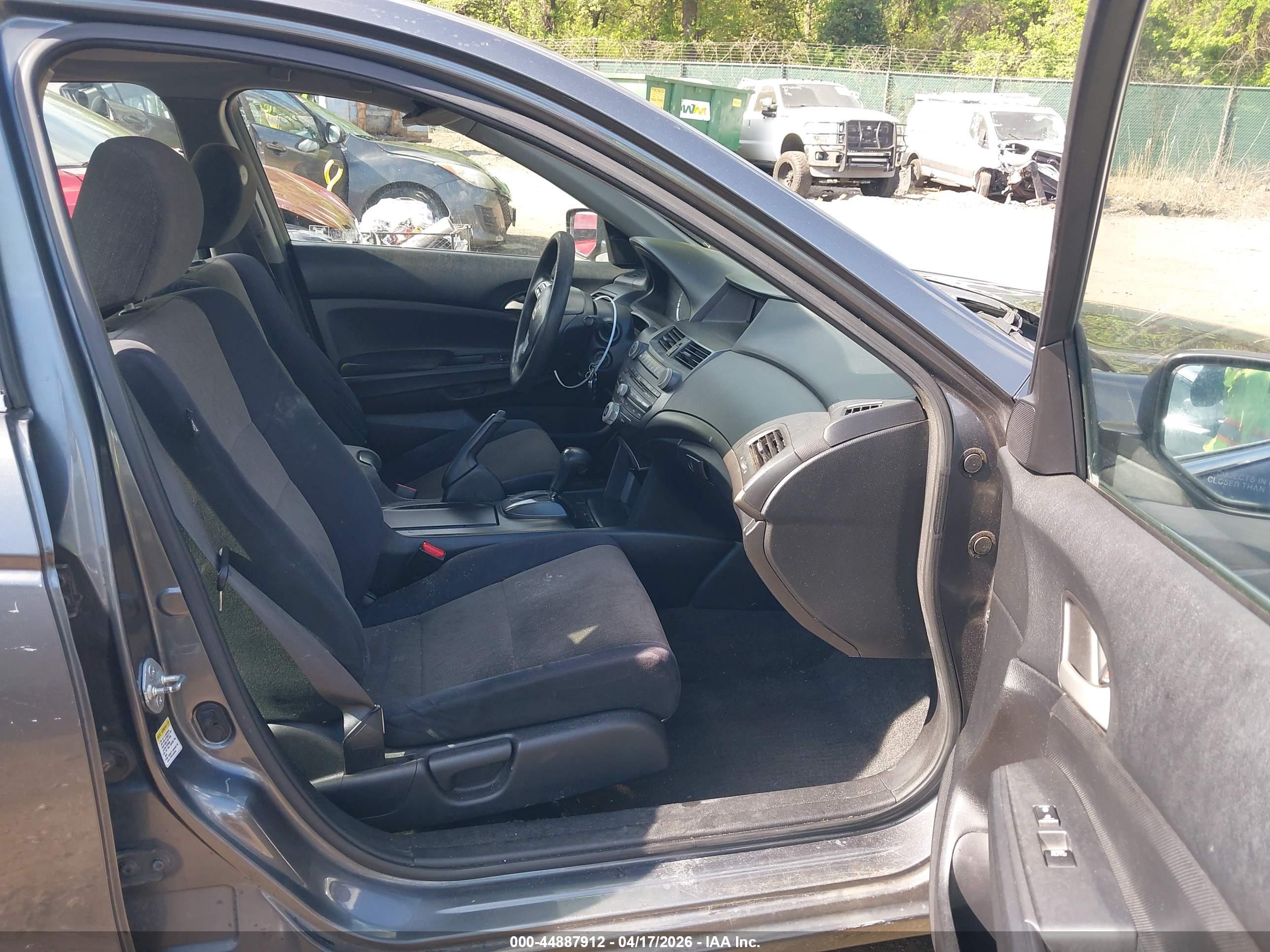 HONDA ACCORD image 5