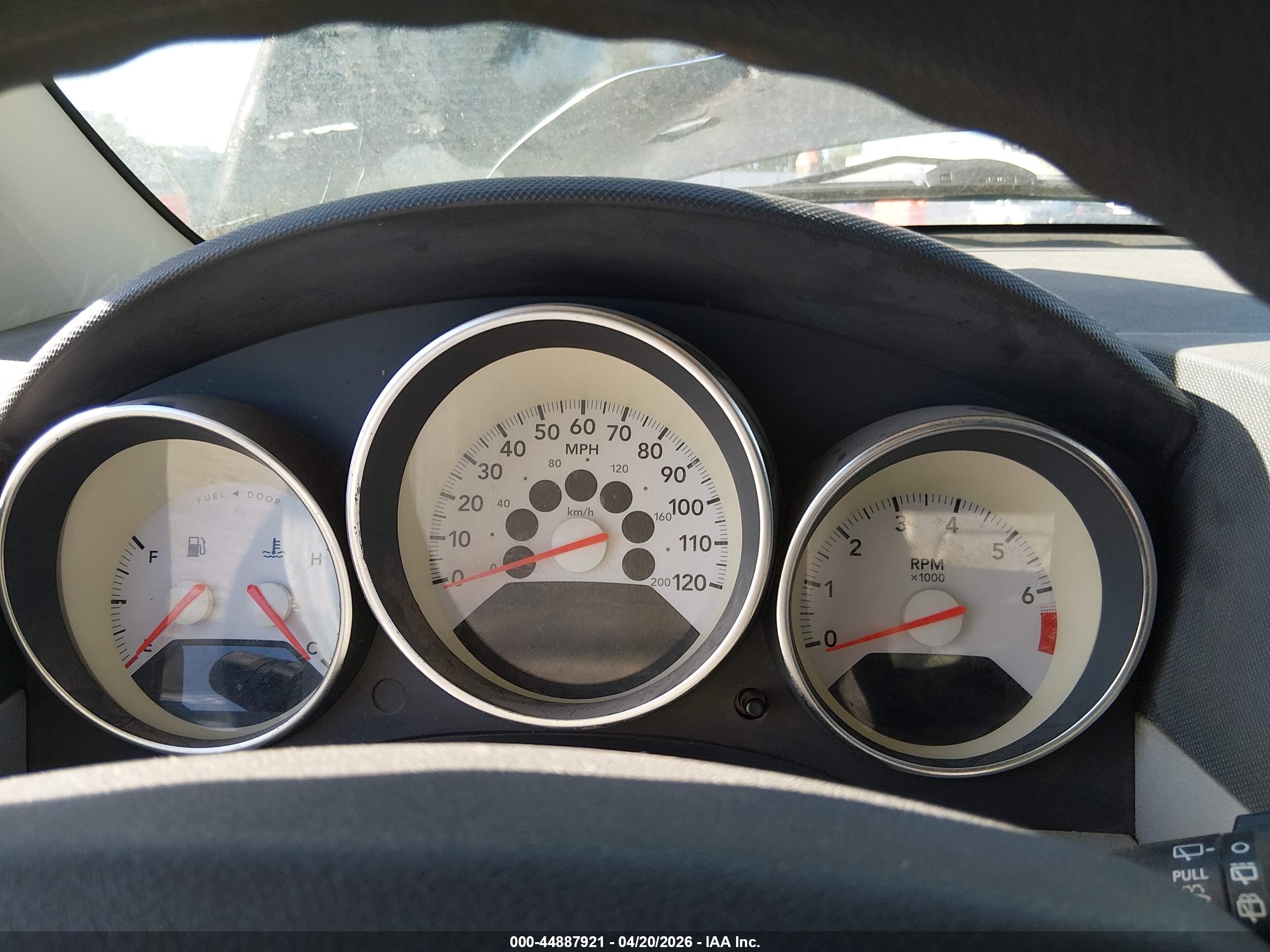 DODGE CALIBER image 7