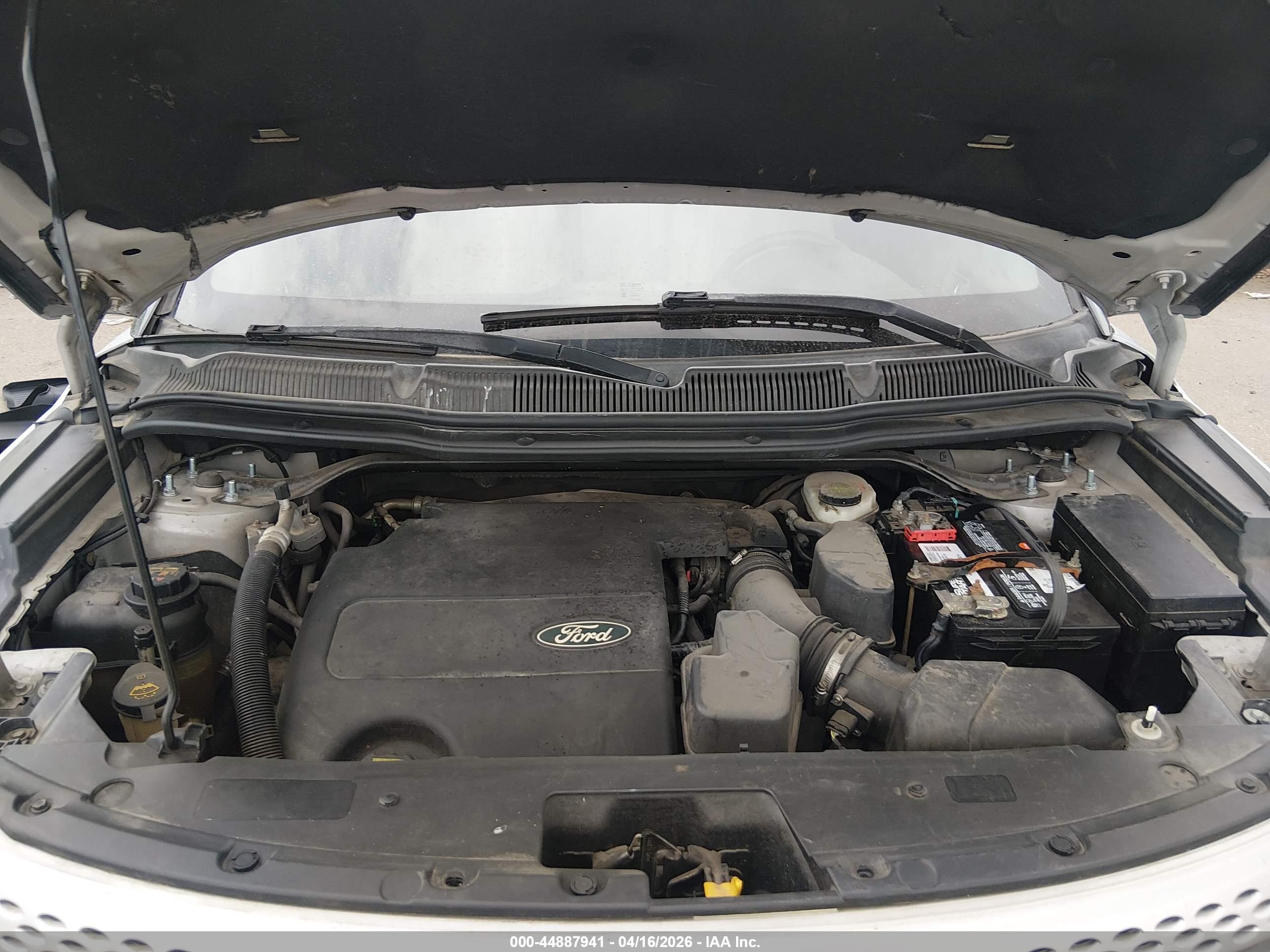 FORD EXPLORER image 10