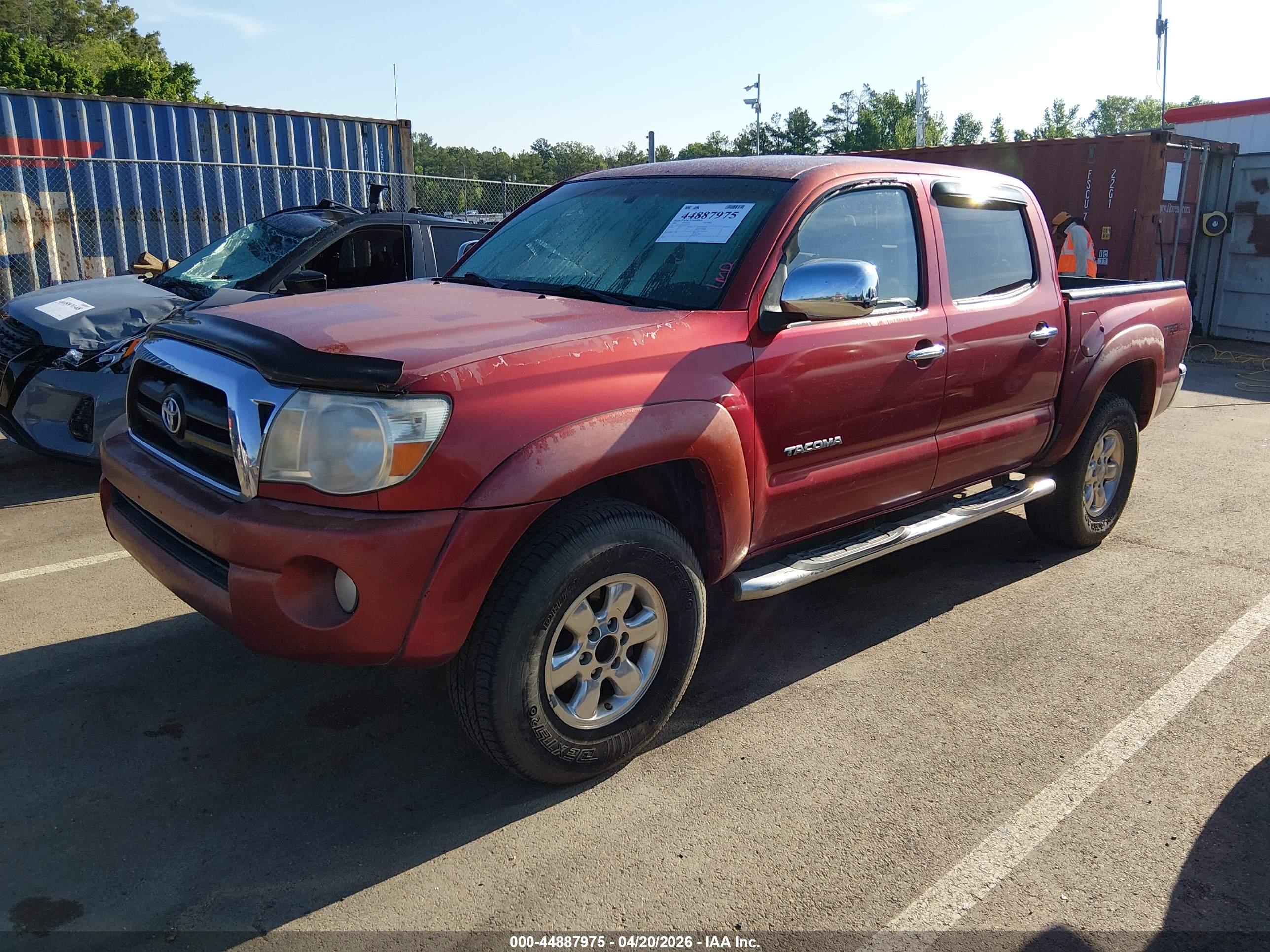 TOYOTA TACOMA image 2