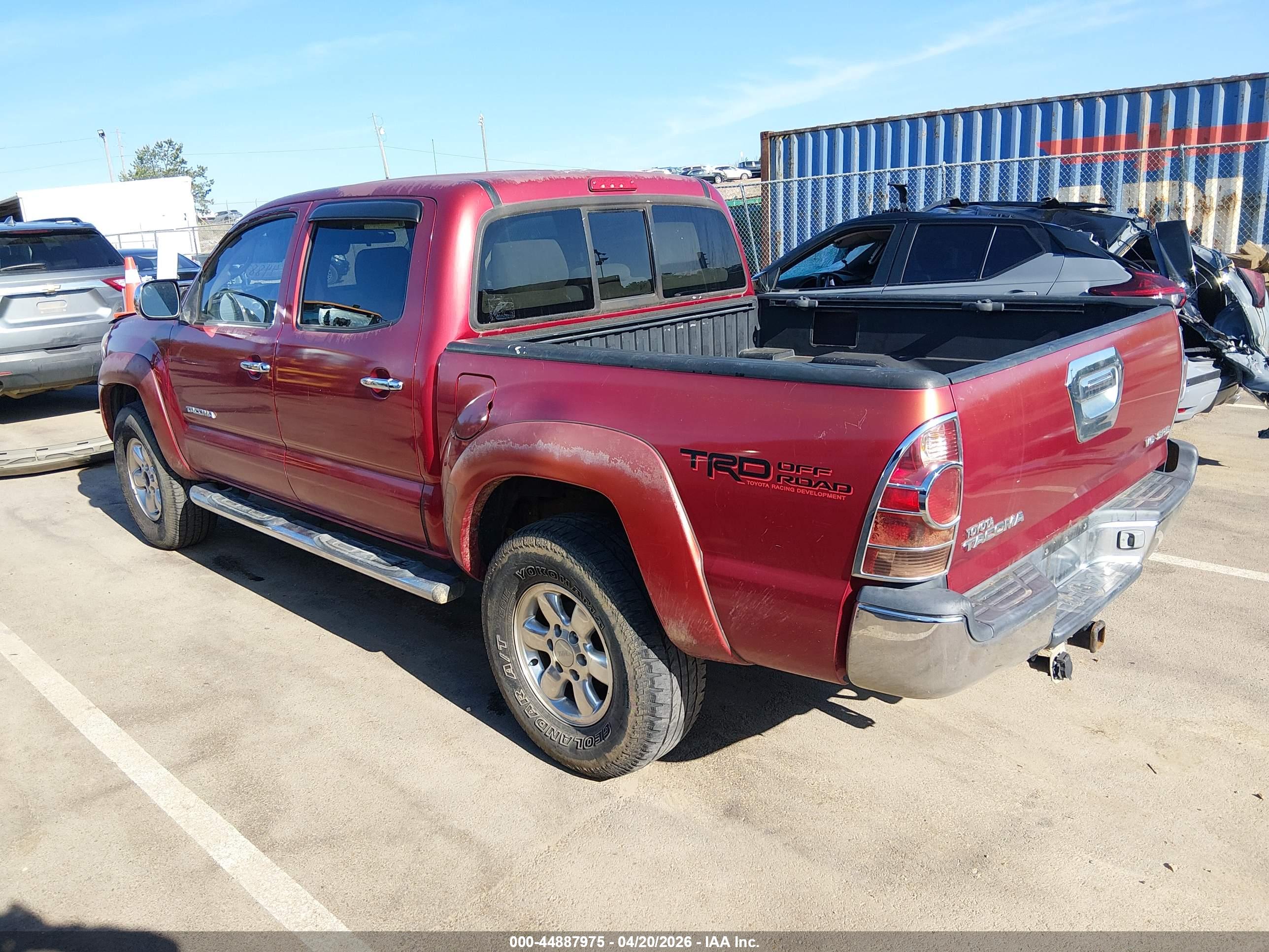 TOYOTA TACOMA image 3