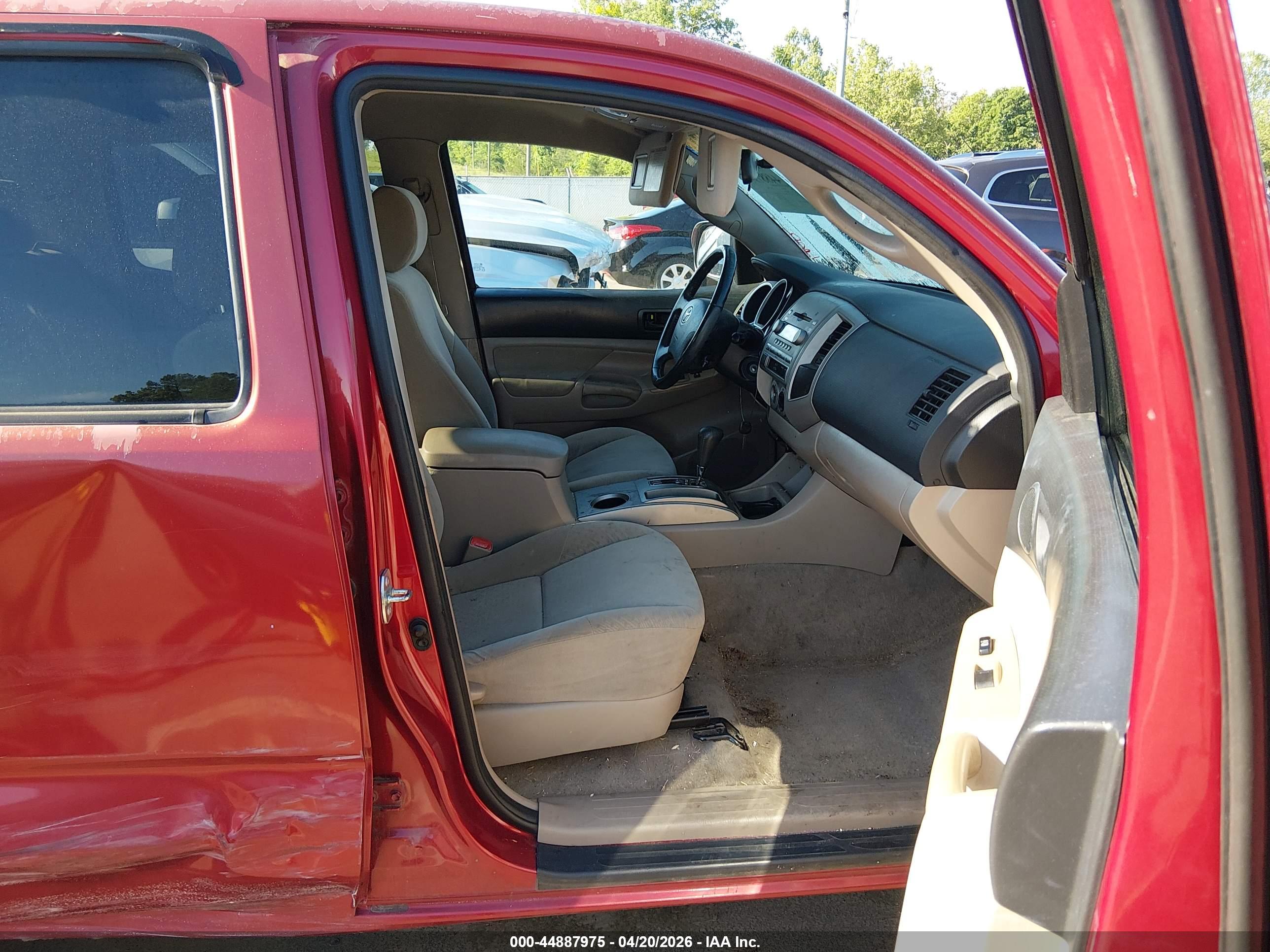 TOYOTA TACOMA image 5