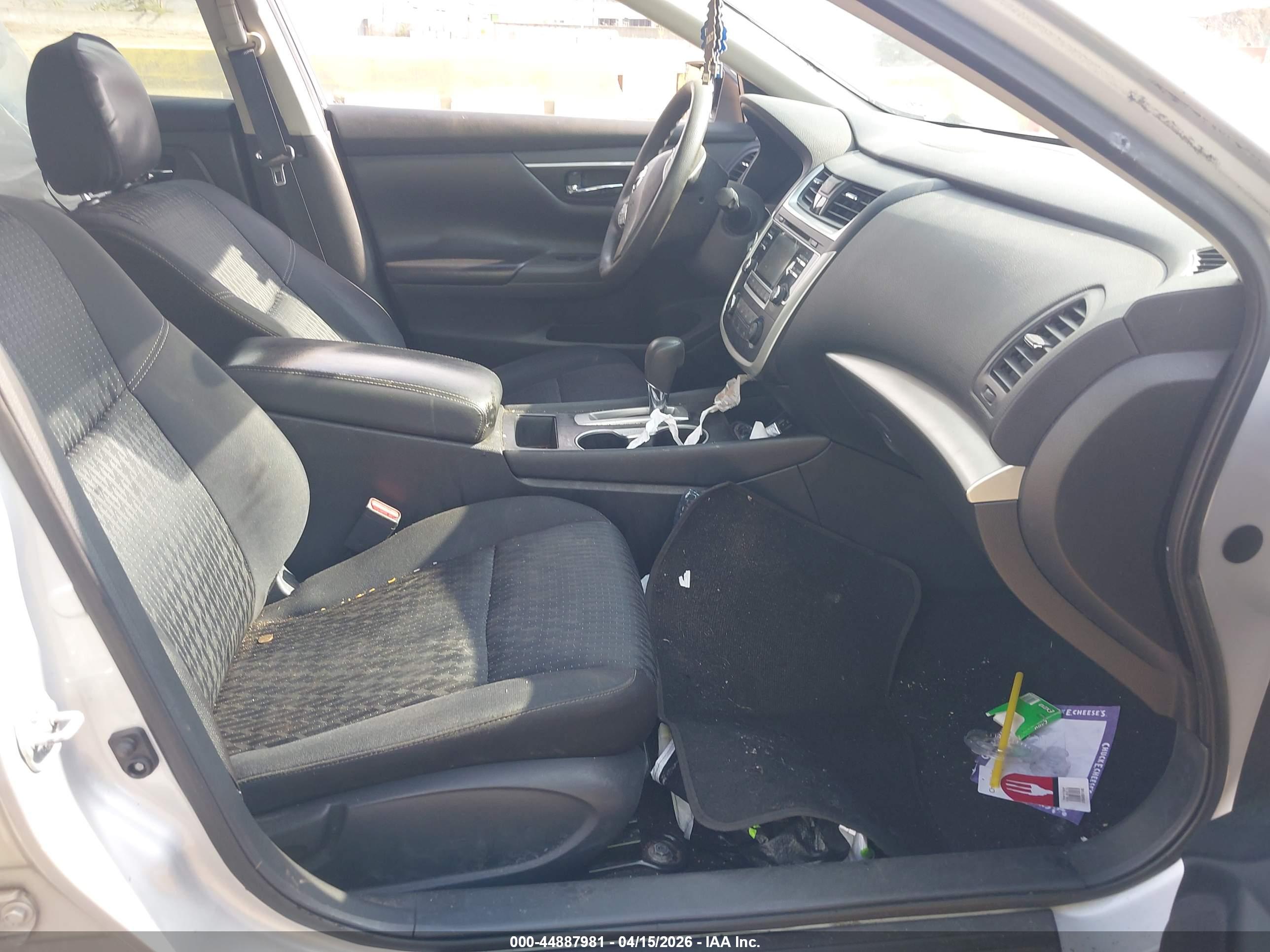 NISSAN ALTIMA image 5