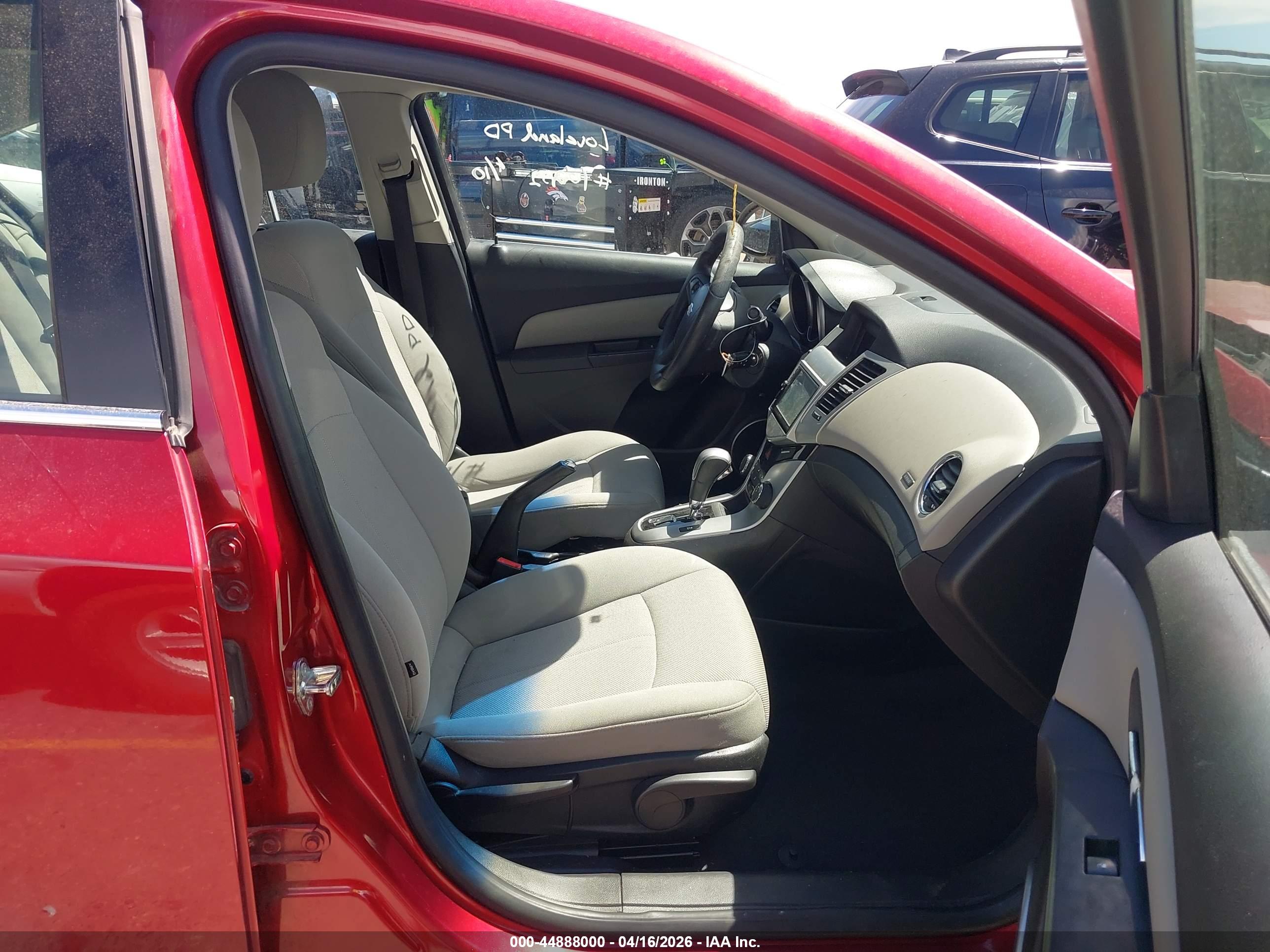 CHEVROLET CRUZE image 5
