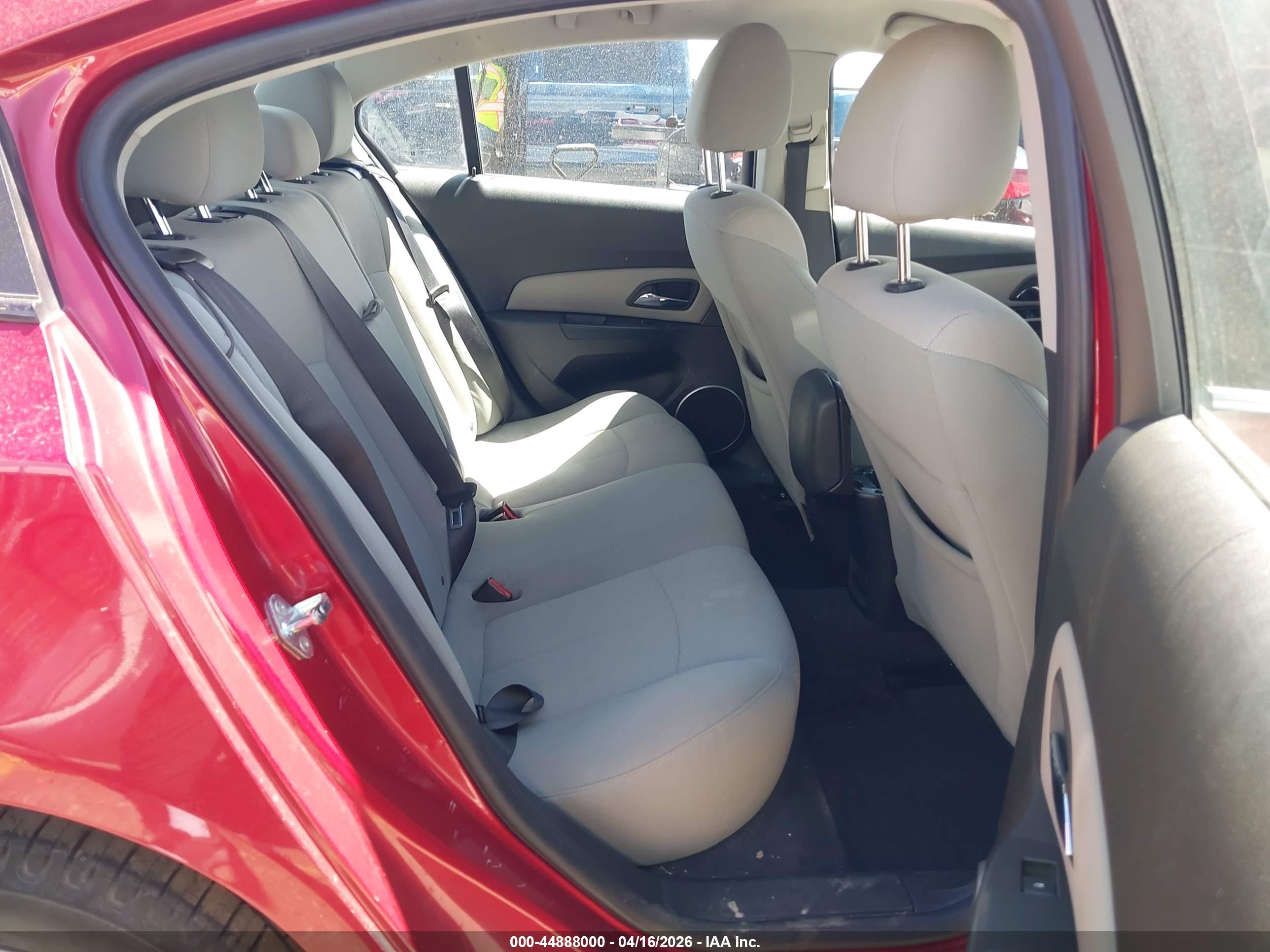 CHEVROLET CRUZE image 8