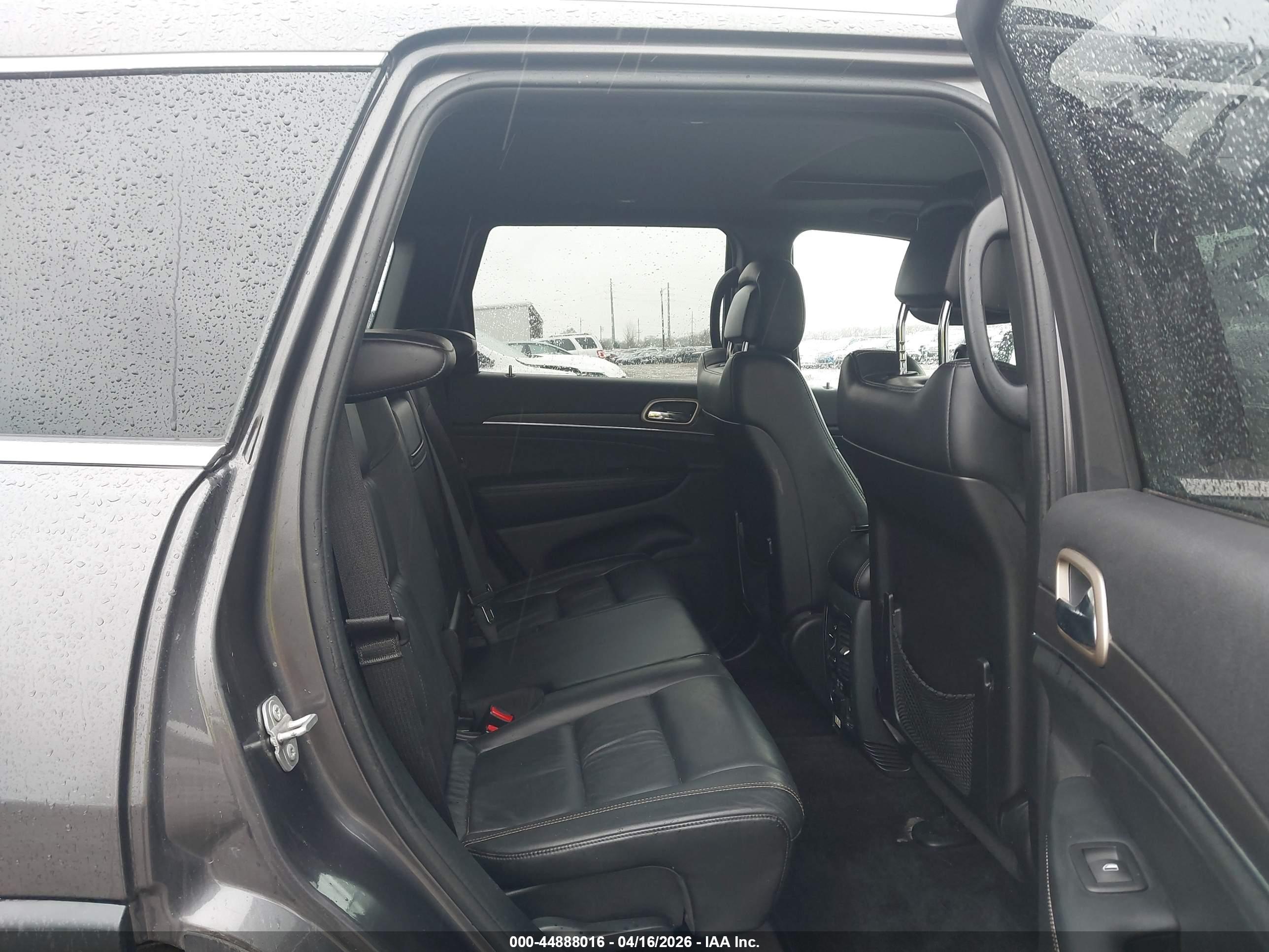 JEEP GRAND image 8