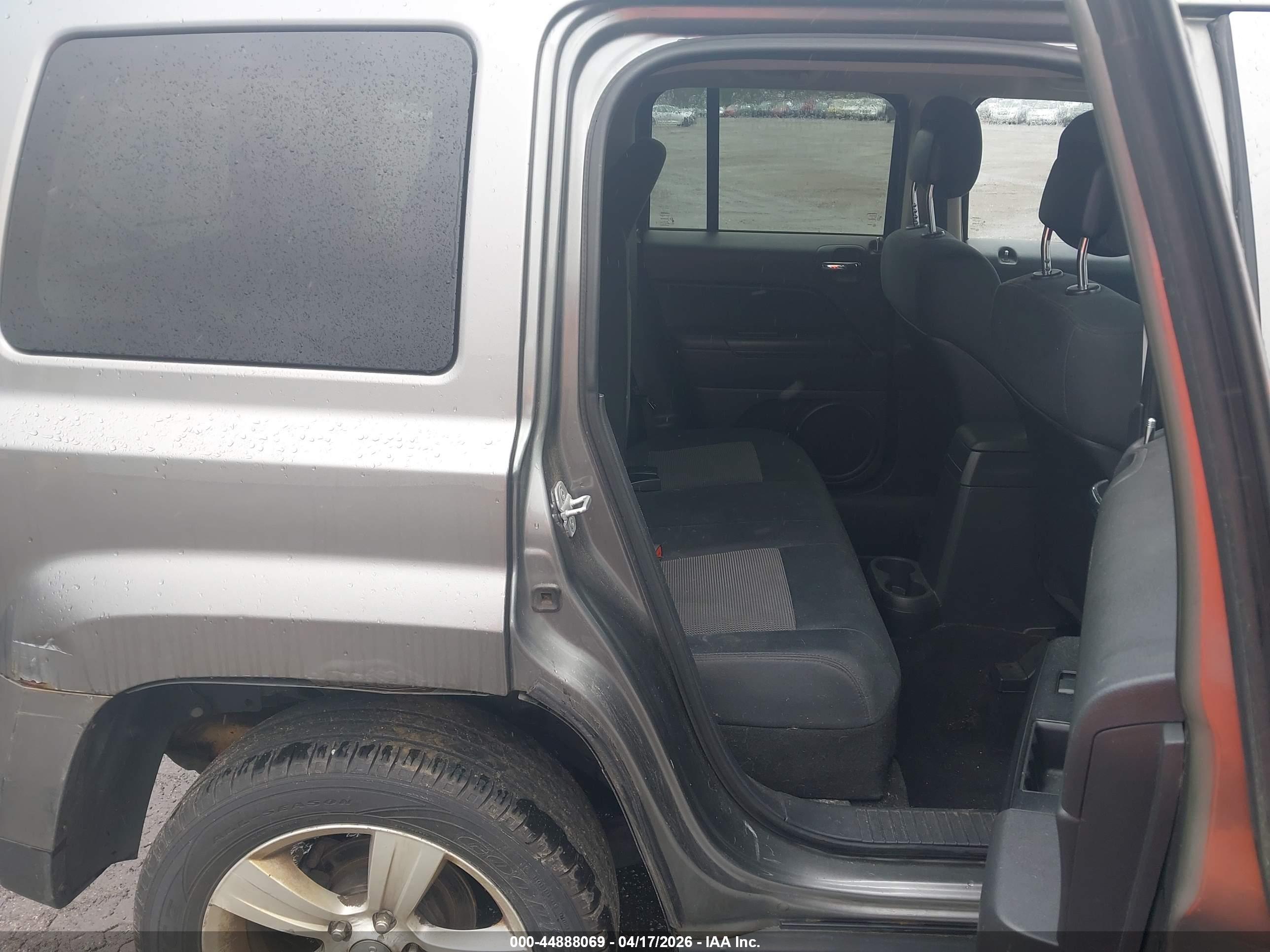 JEEP PATRIOT image 8