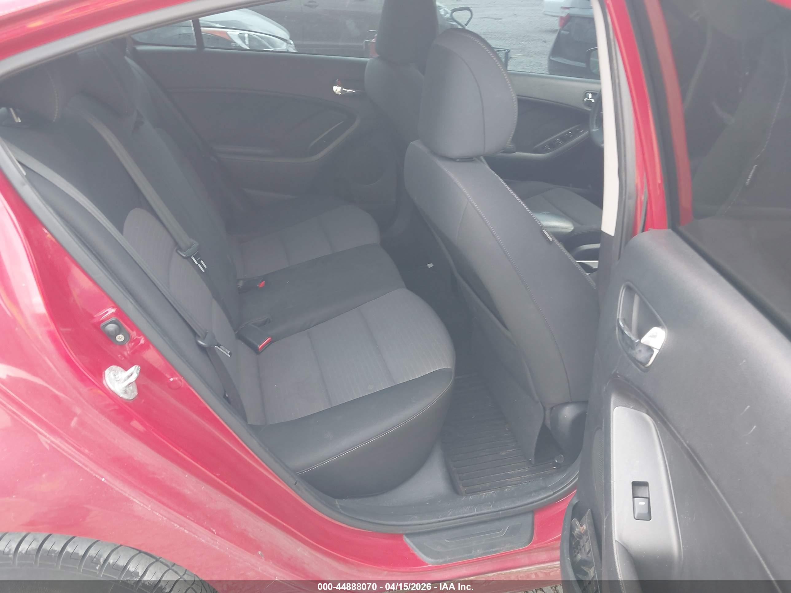 KIA FORTE image 8