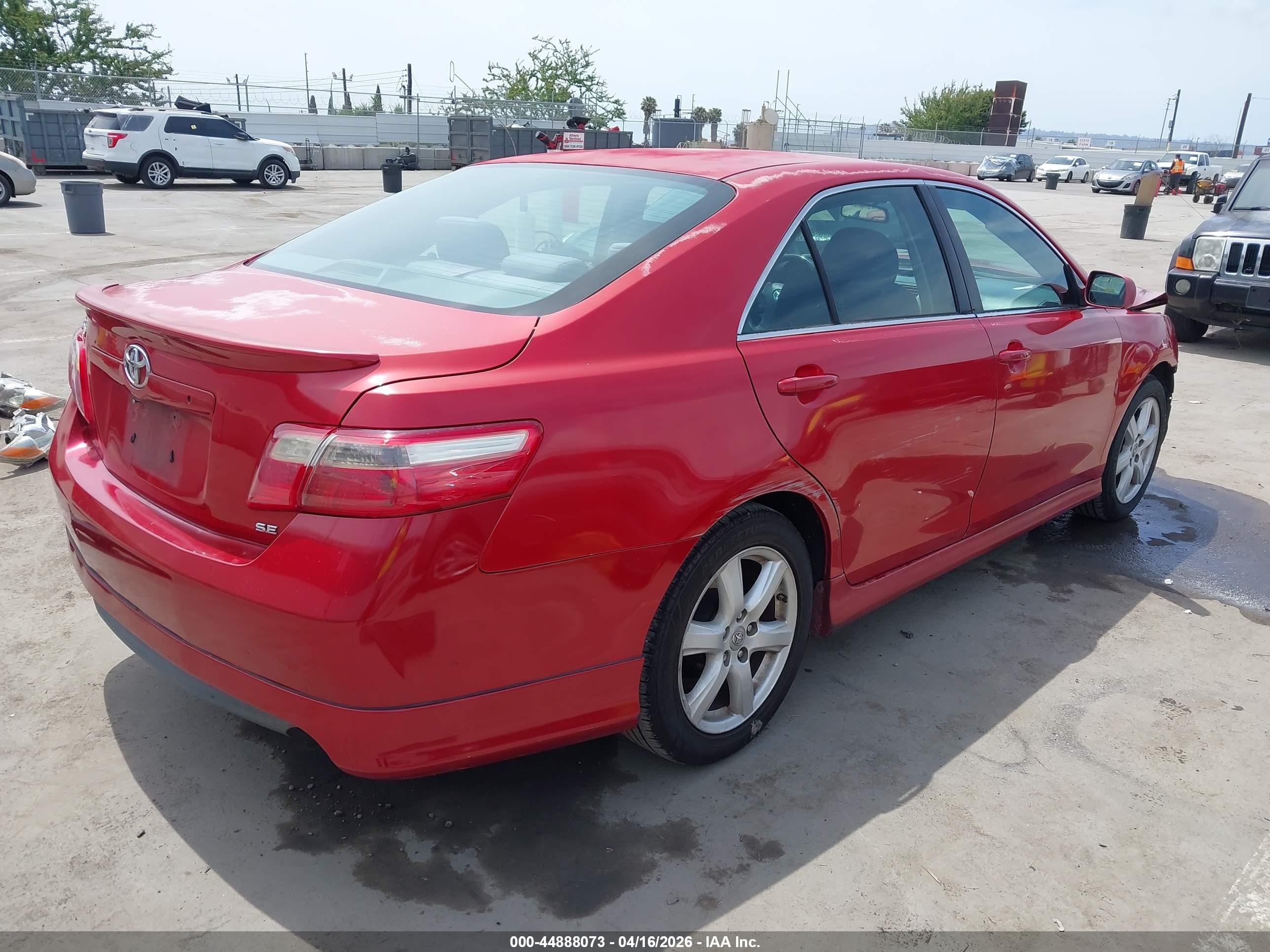 TOYOTA CAMRY image 4