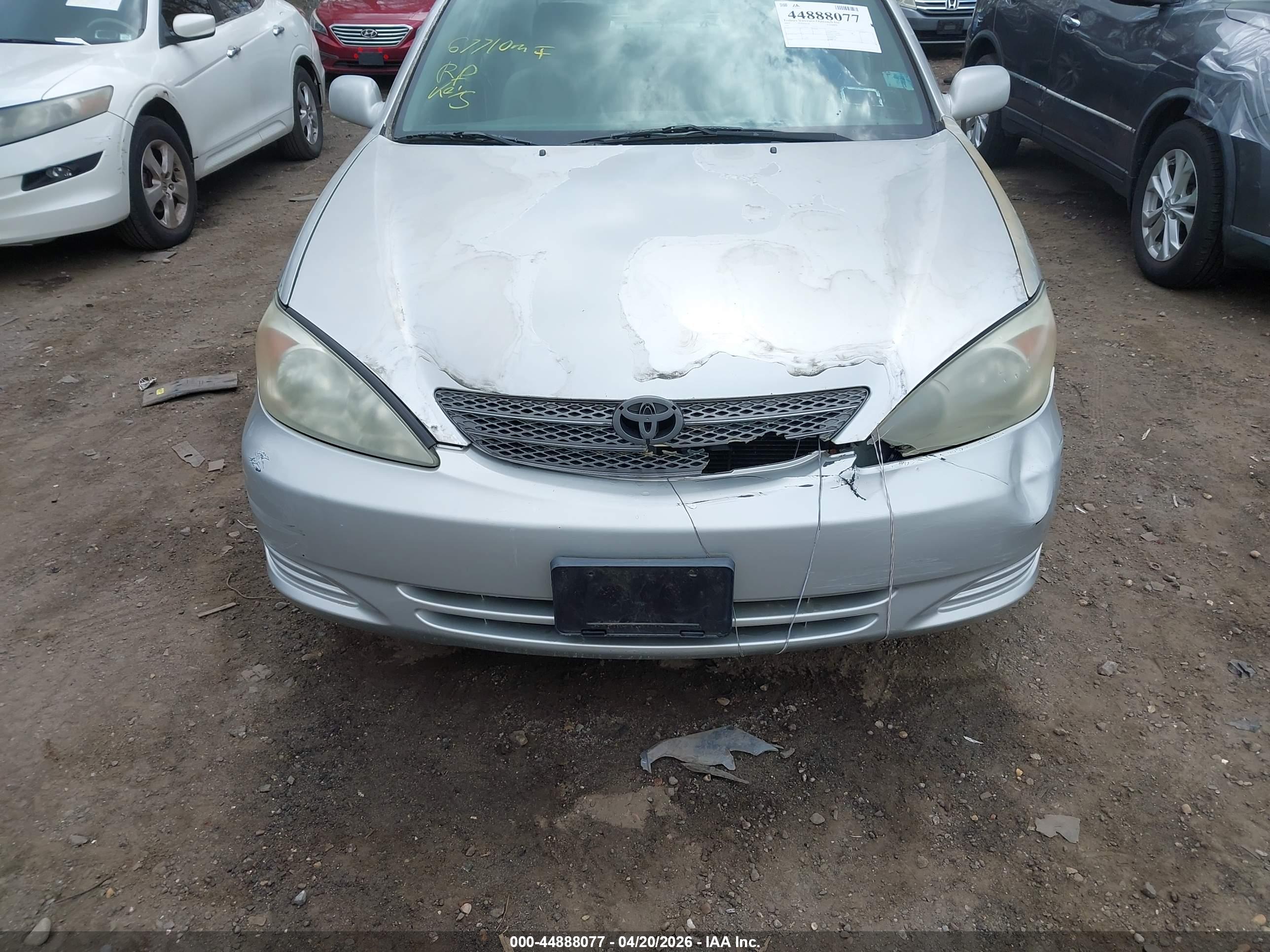 TOYOTA CAMRY image 6