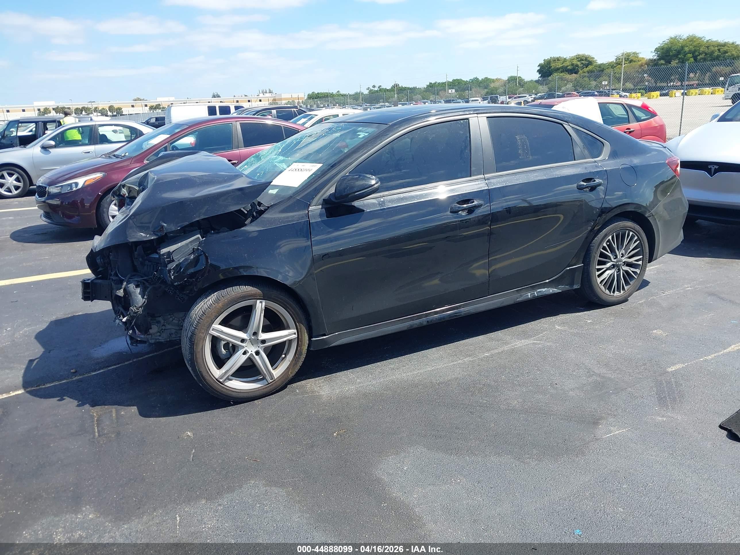 KIA FORTE image 2