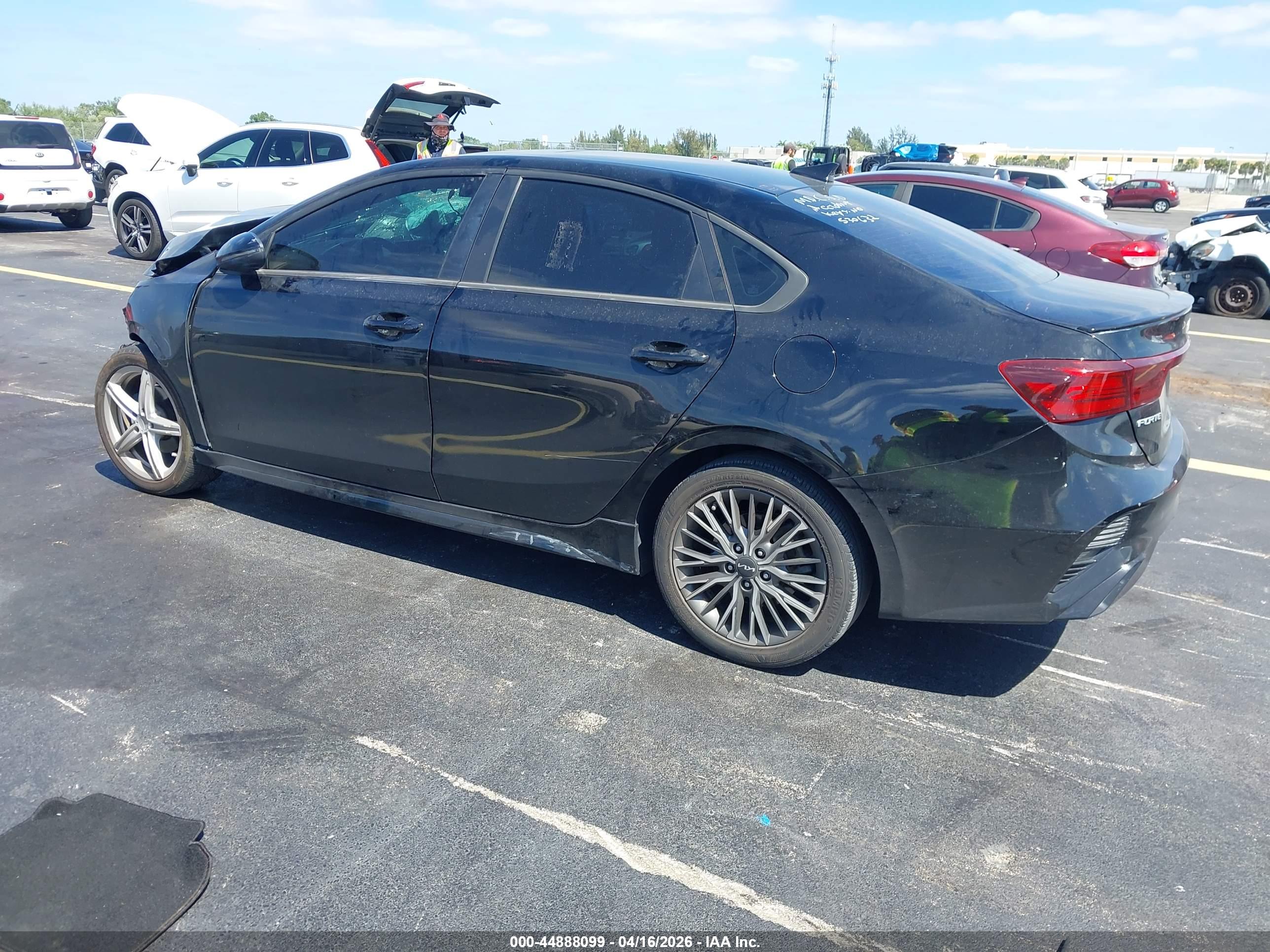 KIA FORTE image 3