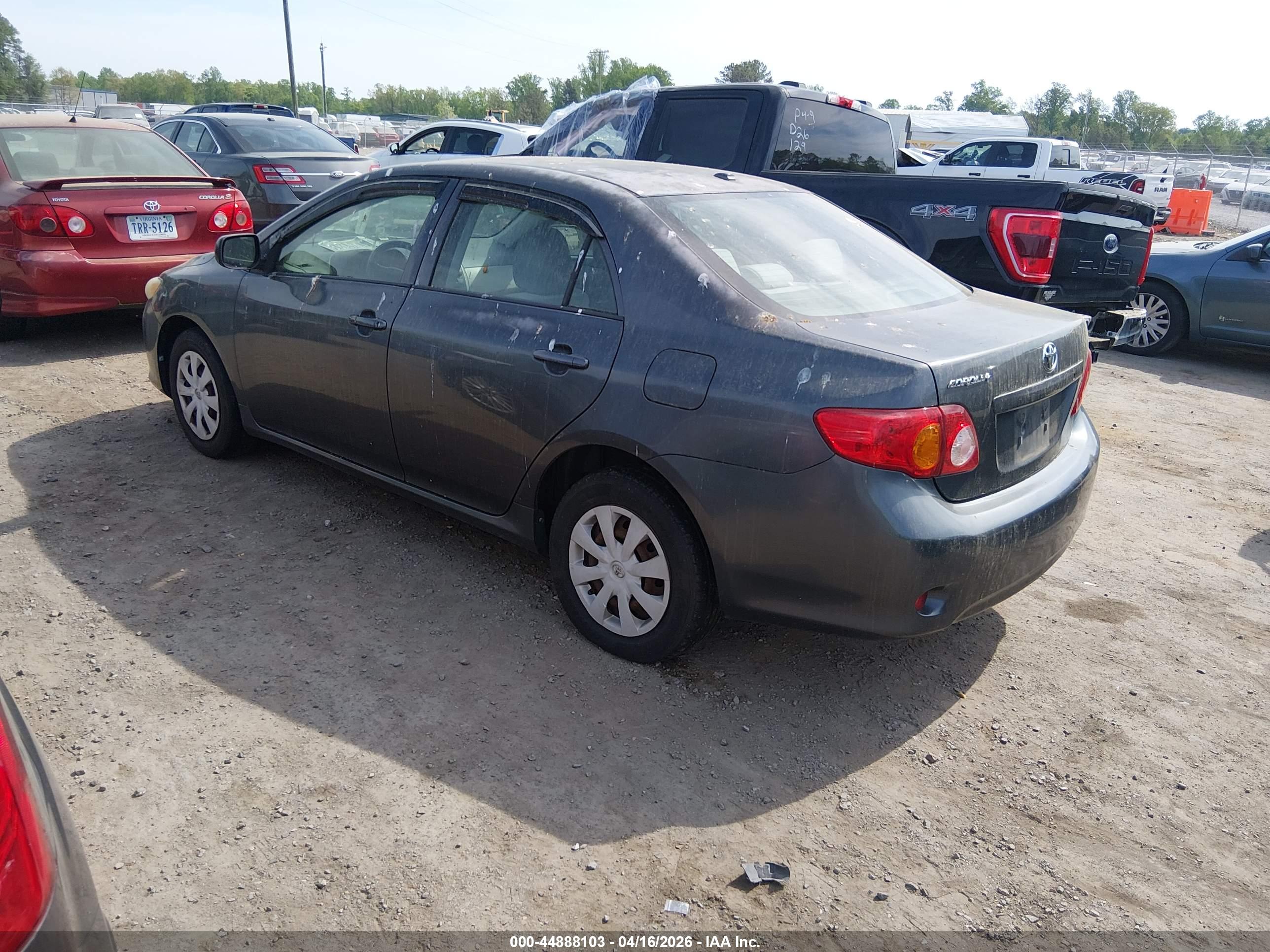 TOYOTA COROLLA image 3