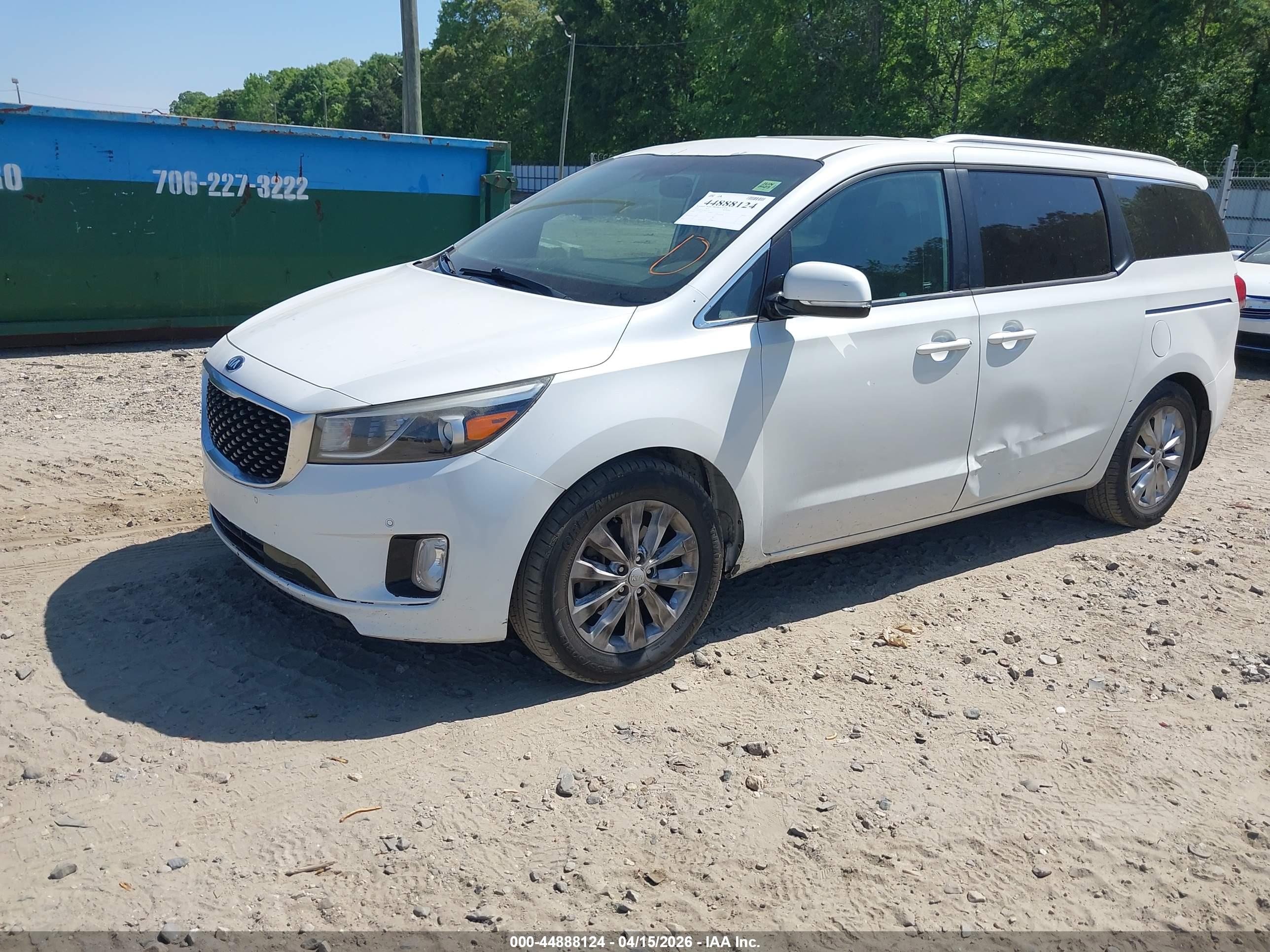 KIA SEDONA image 2